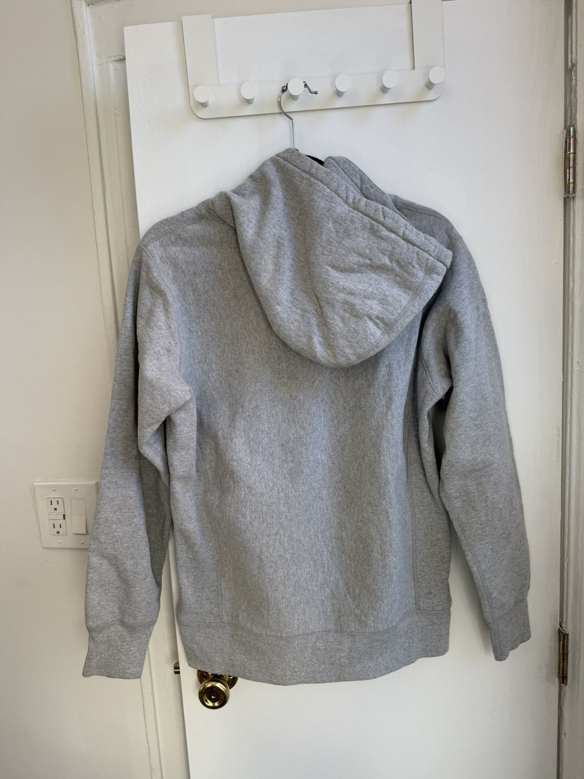 Supreme Supreme SS17 Grey Green Chenille Arc Logo Hoodie Size US M / EU 48-50 / 2 - 4 Thumbnail