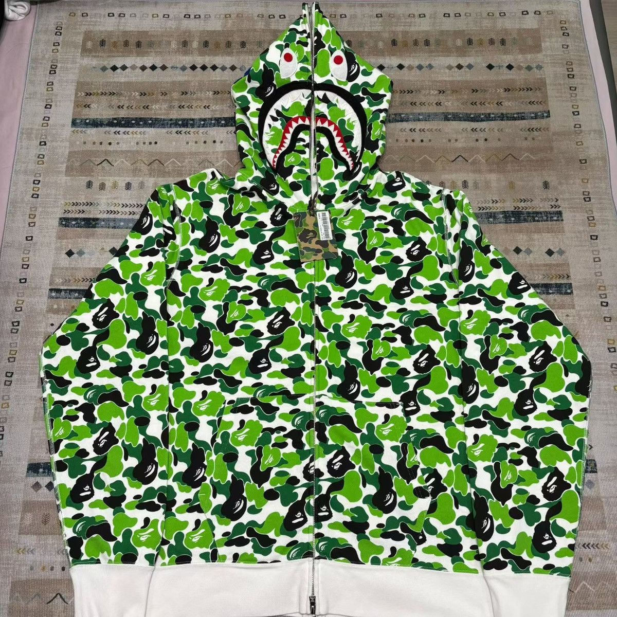 Bape BAPE LIMITED CAMO SHARK FULL ZIP HOODIE Size US XXL / EU 58 / 5 - 1 Thumbnail