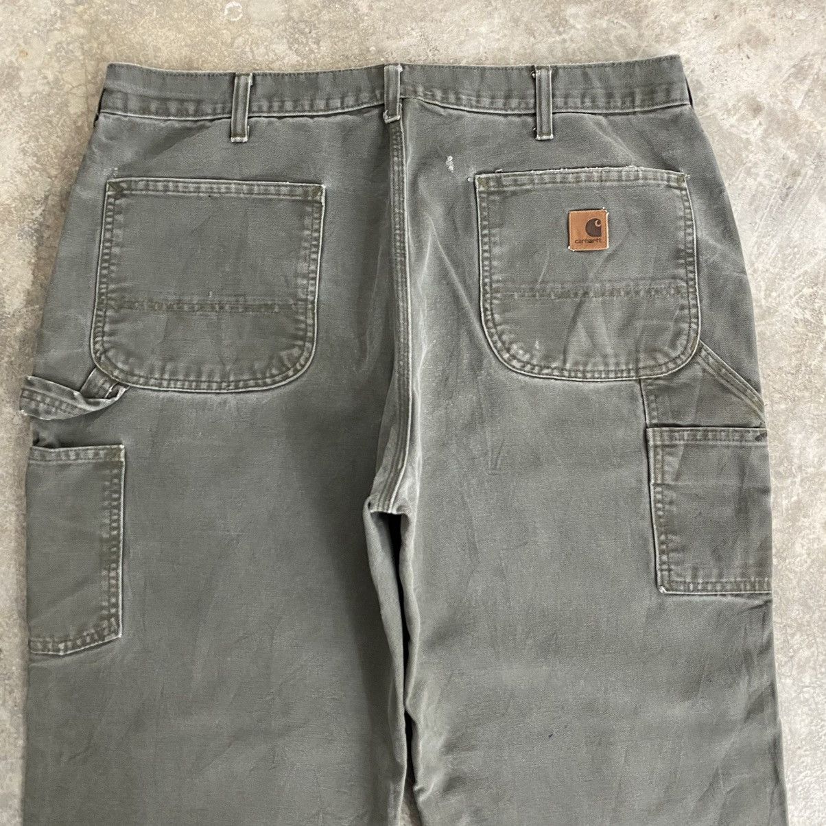 Carhartt VTG Carhartt Faded Moss Green Ripped Carpenter Pants Size US 37 - 23 Thumbnail