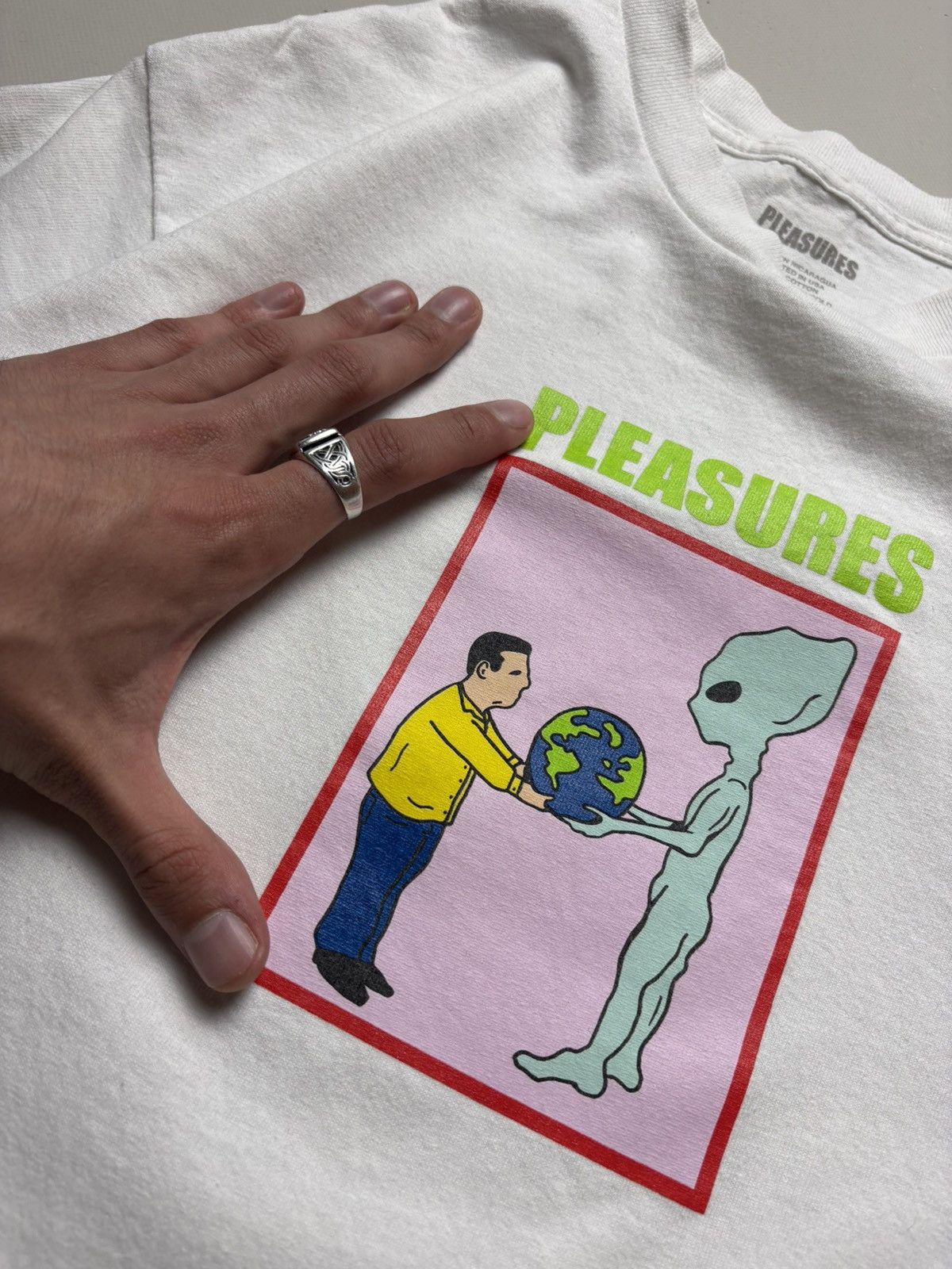 Pleasures Pleasures Alien Logo T-shirt Size US M / EU 48-50 / 2 - 4 Thumbnail