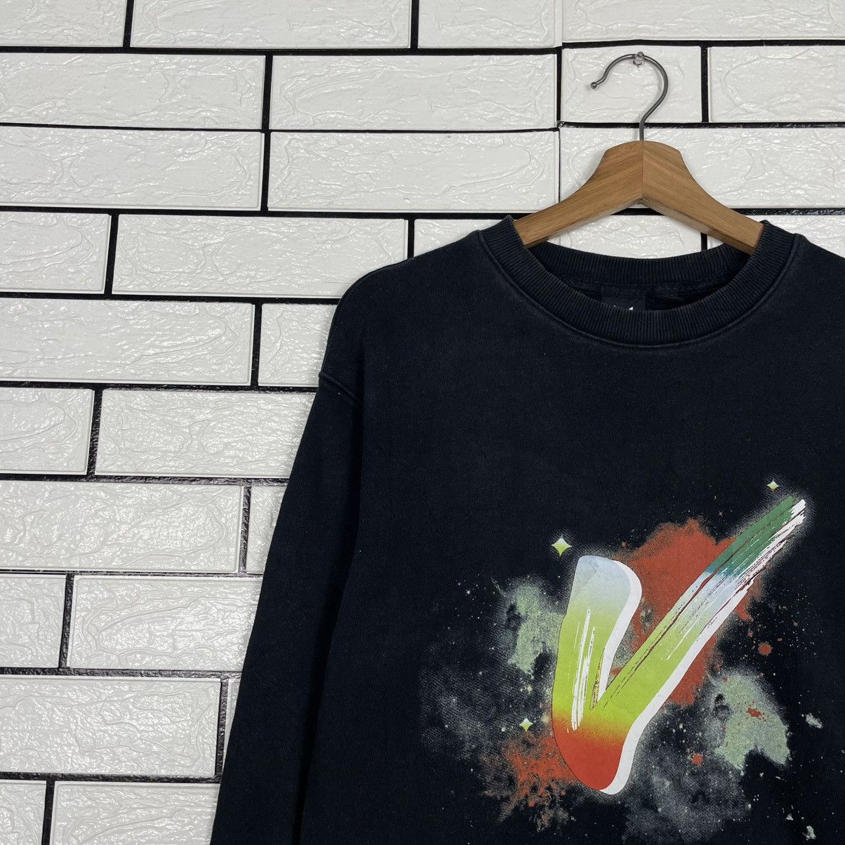 Japanese Brand Big Hit Entertainment Big Logo Sweatshirt Size US S / EU 44-46 / 1 - 6 Thumbnail