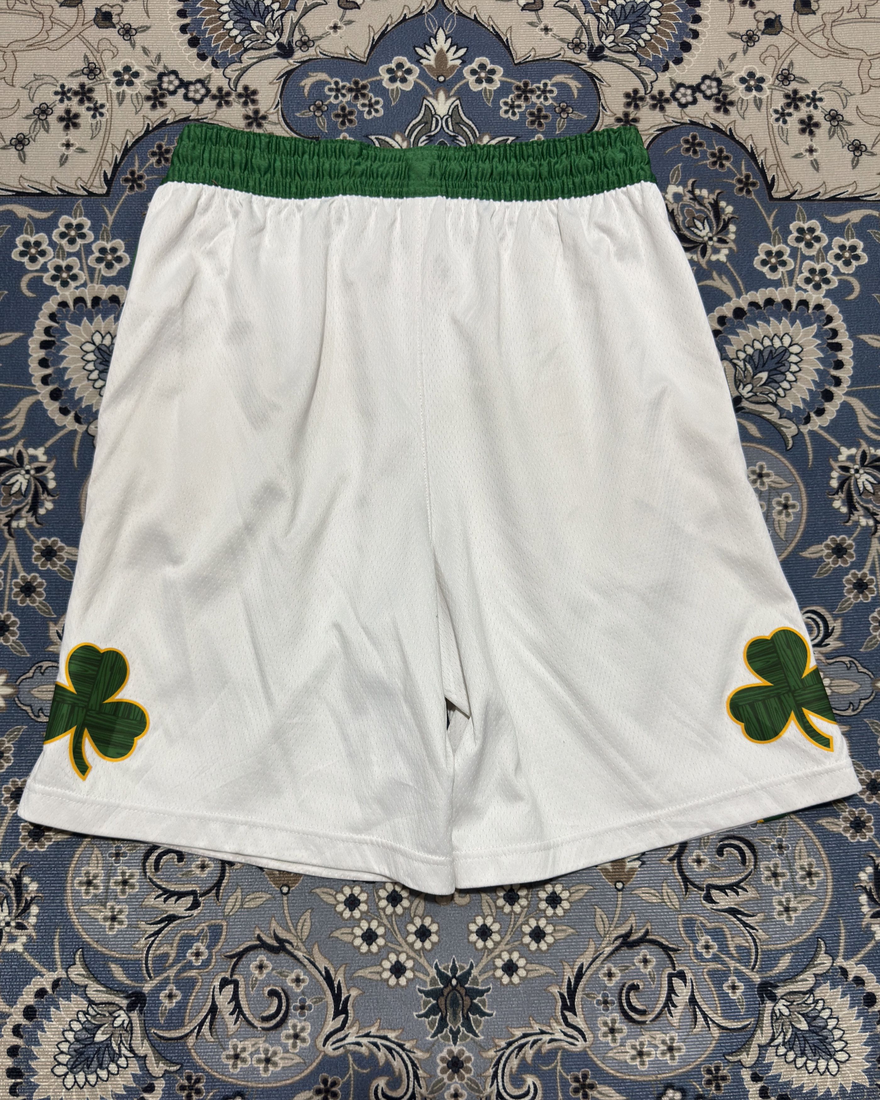 NBA × Nike NBA Boston Celtics Nike Short Pants Size US 34 / EU 50 - 2 Thumbnail