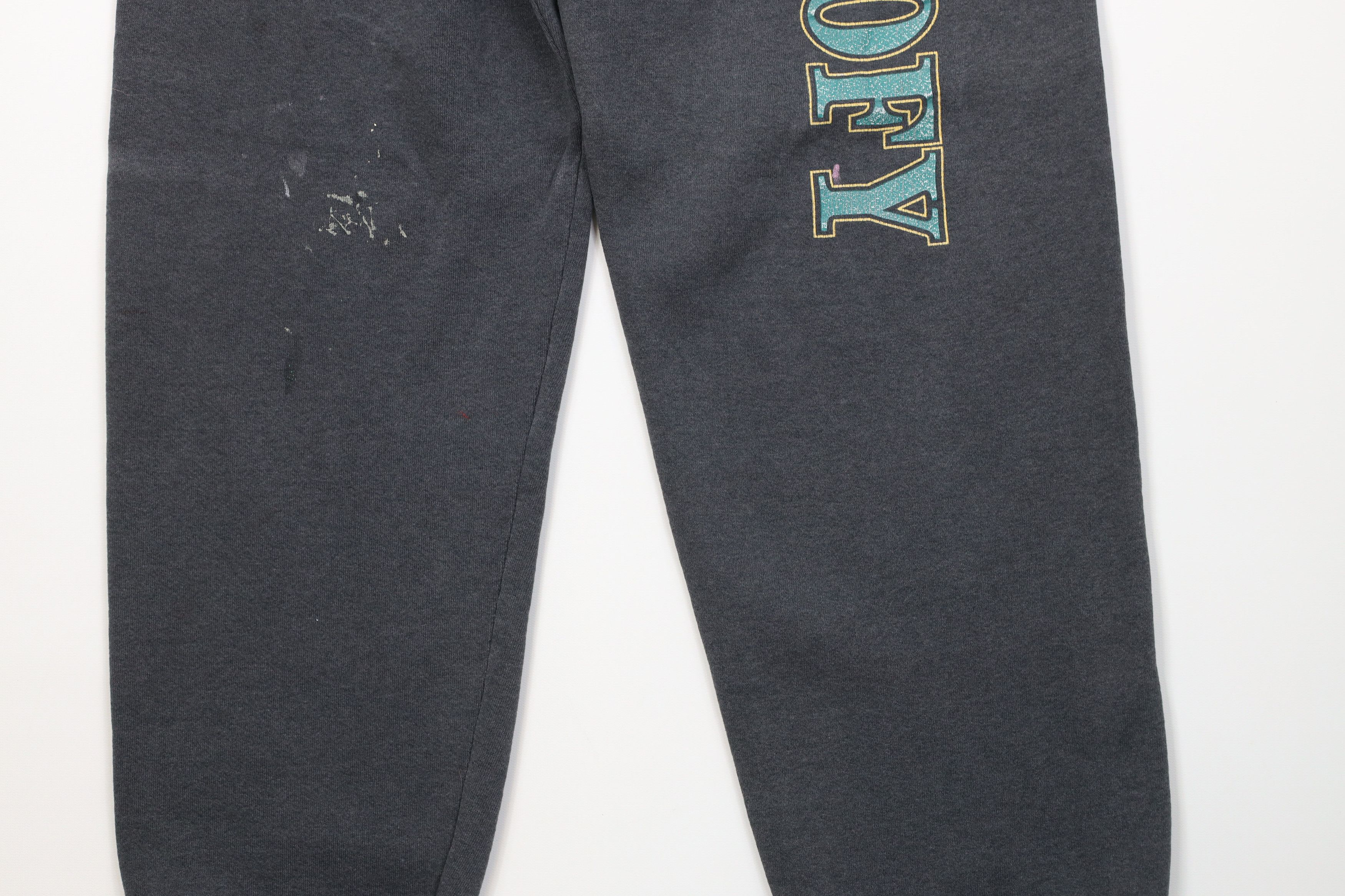 Disney Vintage 90s Disney Goofy Heavy Sweatpants Joggers Pants Size US 34 / EU 50 - 4 Thumbnail
