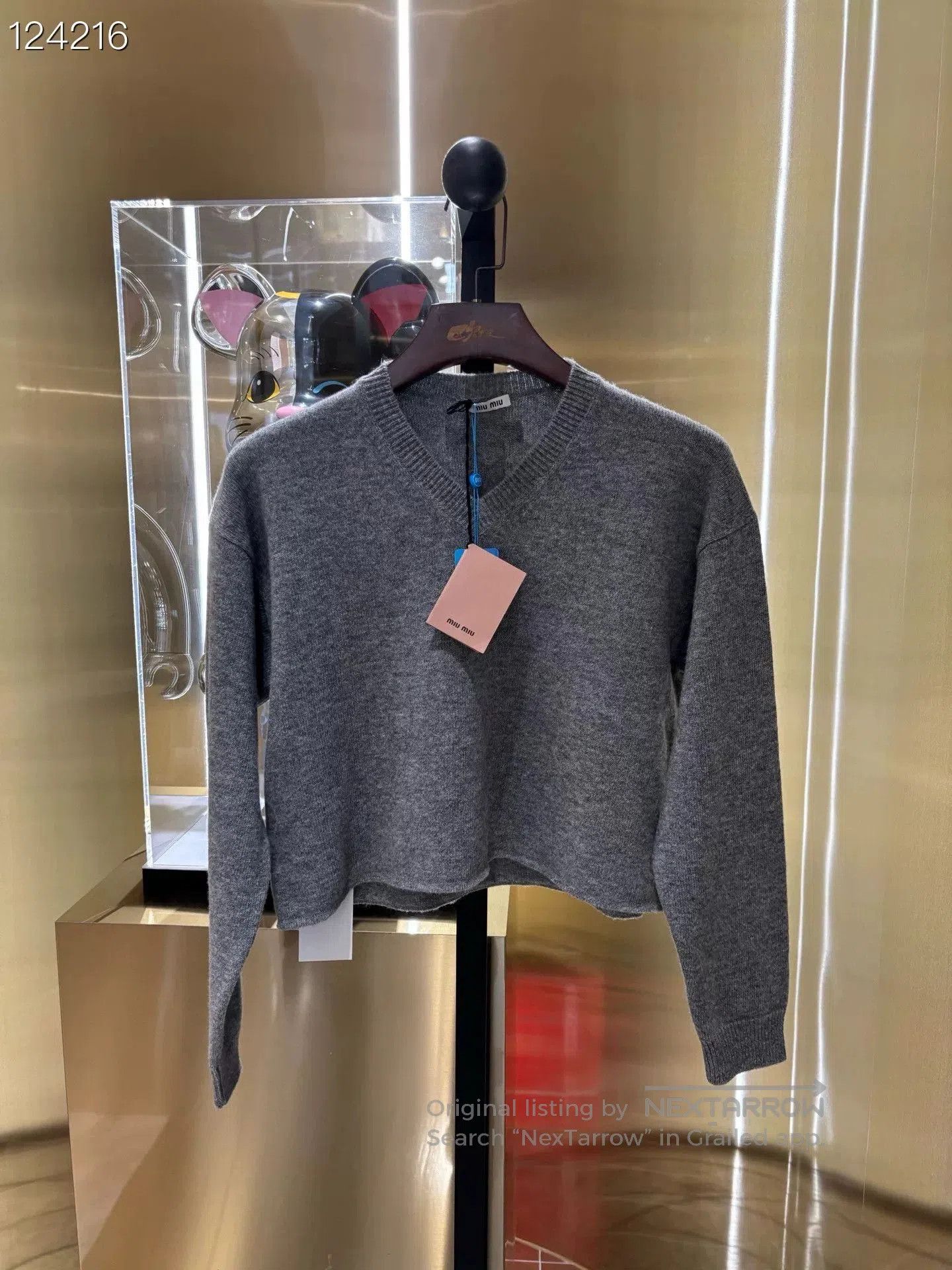 Miu Miu Miu Miu Gray Short Wool Sweater. Size M / US 6-8 / IT 42-44 - 1 Thumbnail