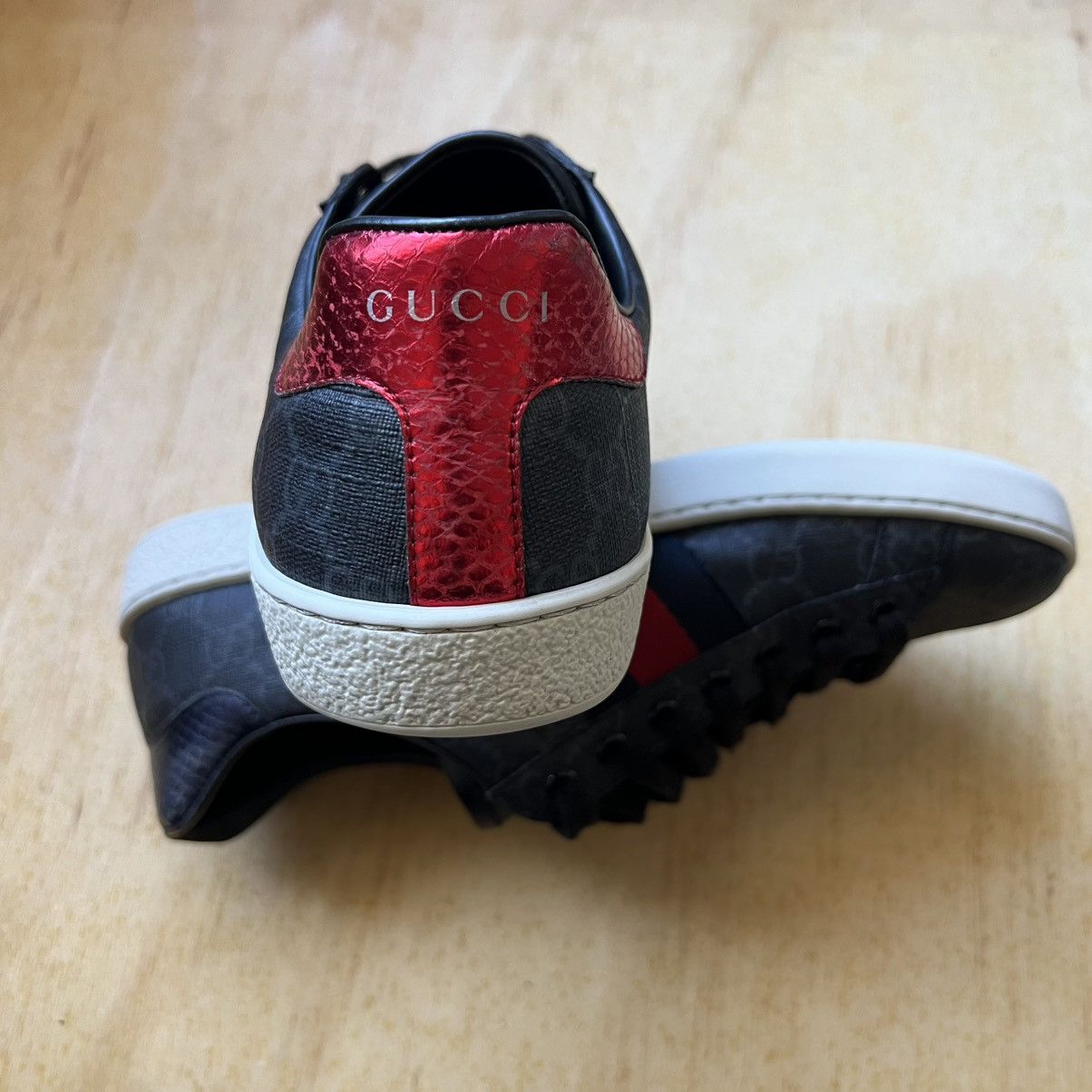 Gucci Gucci Ace GG Supreme Blue Red Size US 7 / EU 40 - 10 Thumbnail