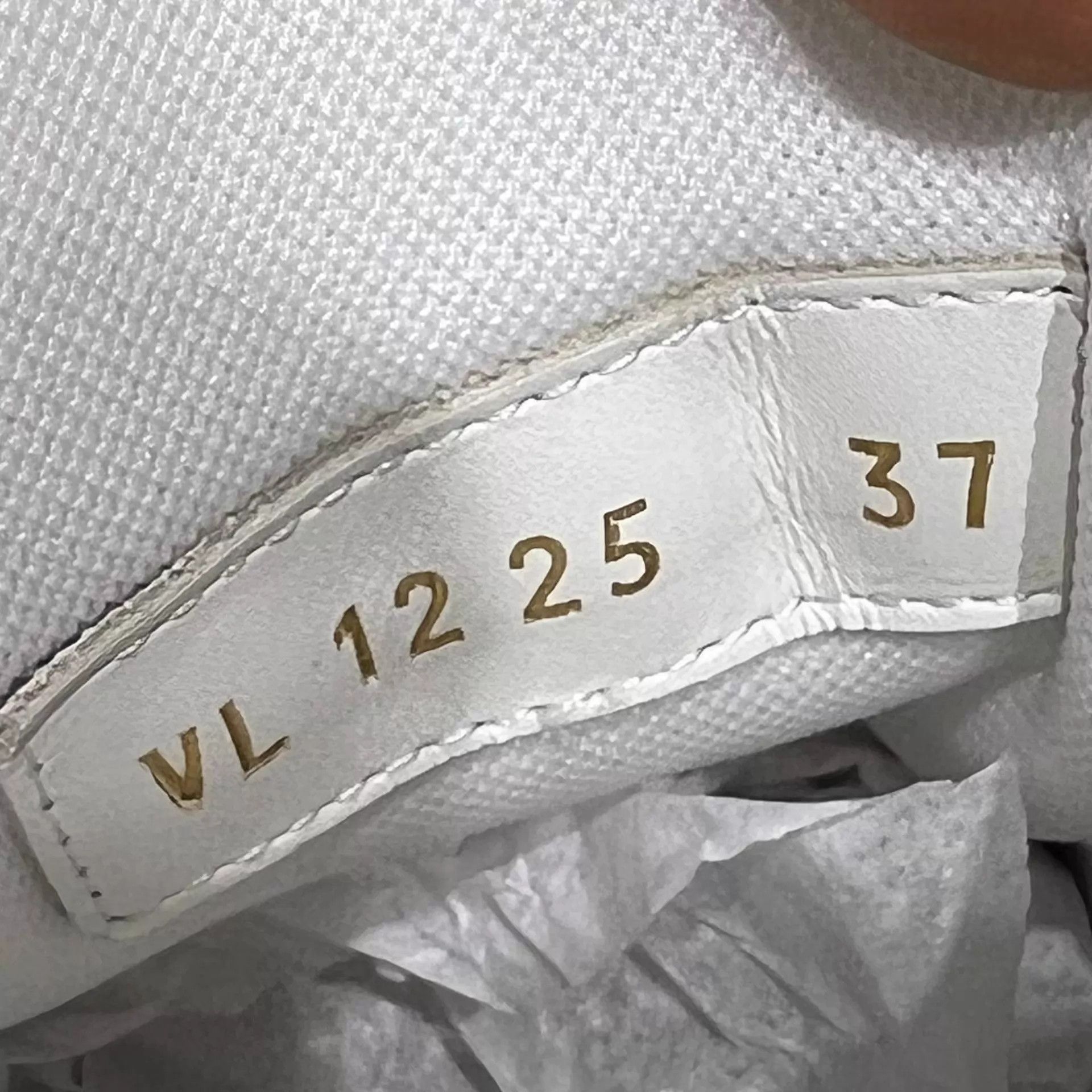 Louis Vuitton LV Trainer Gray White Denim UK3 / 37 New w/ Box Size US 5.5 / IT 35.5 - 8 Thumbnail