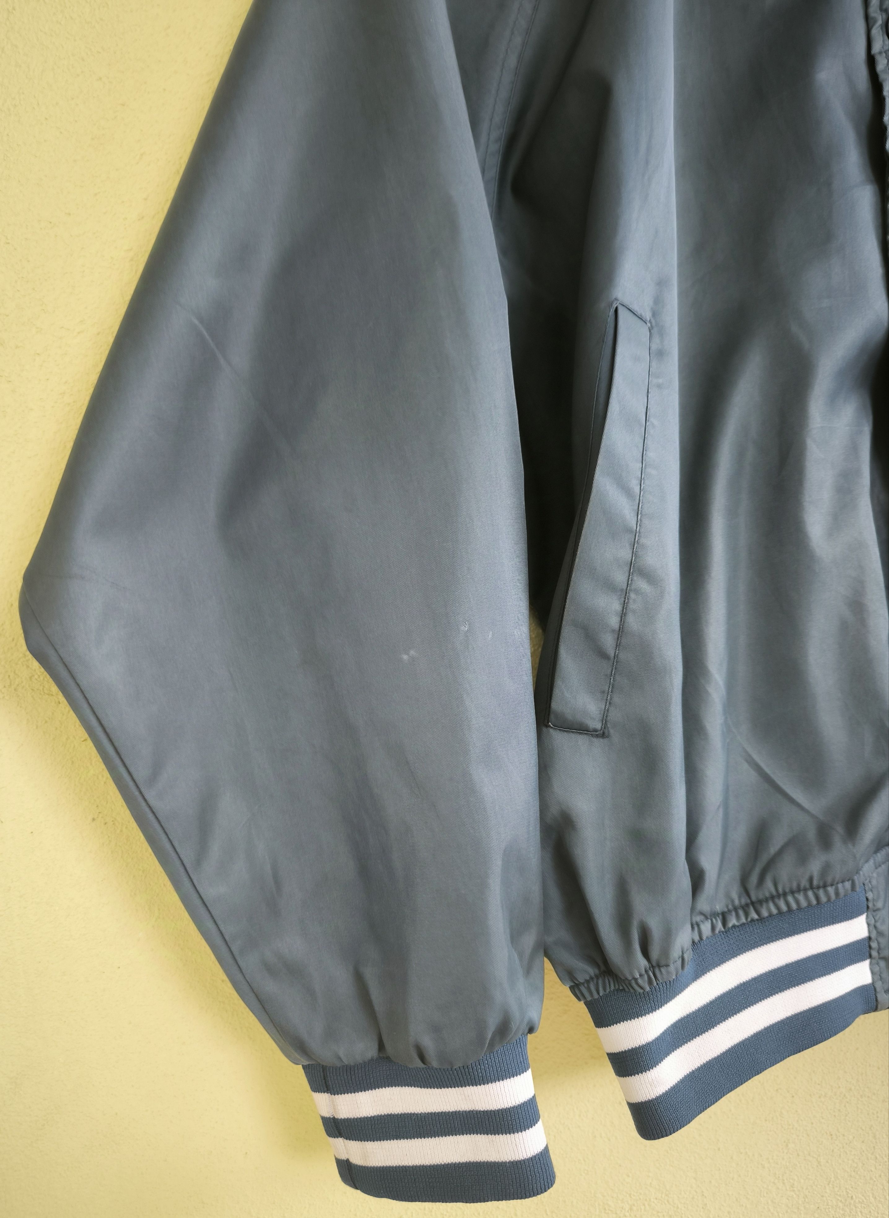 Japanese Brand SUNTORY BOSS COFFEE nylon bomber jacket Size US L / EU 52-54 / 3 - 4 Thumbnail