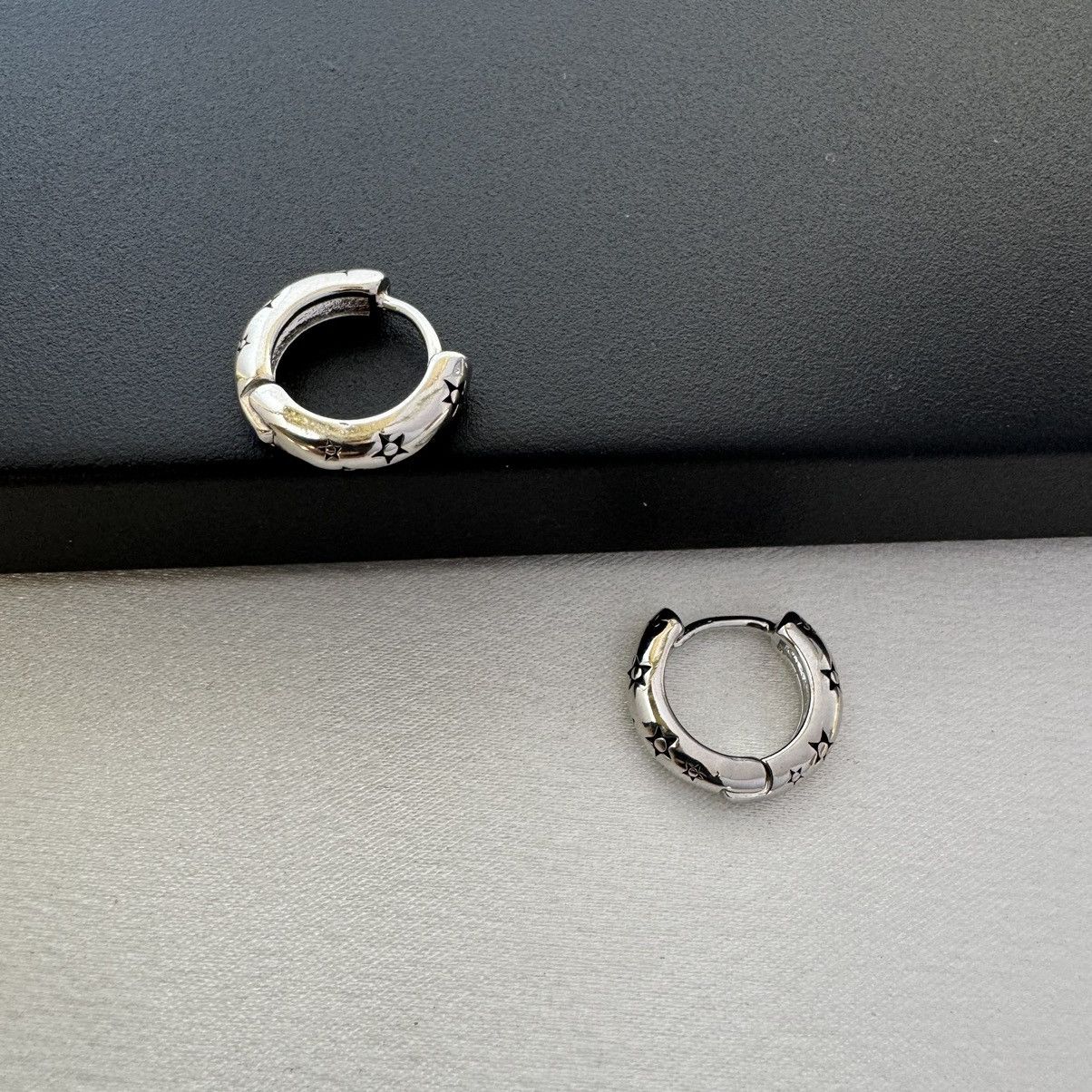 Other 11mm Star Small Hoop Earrings for Men Women Size ONE SIZE - 3 Thumbnail