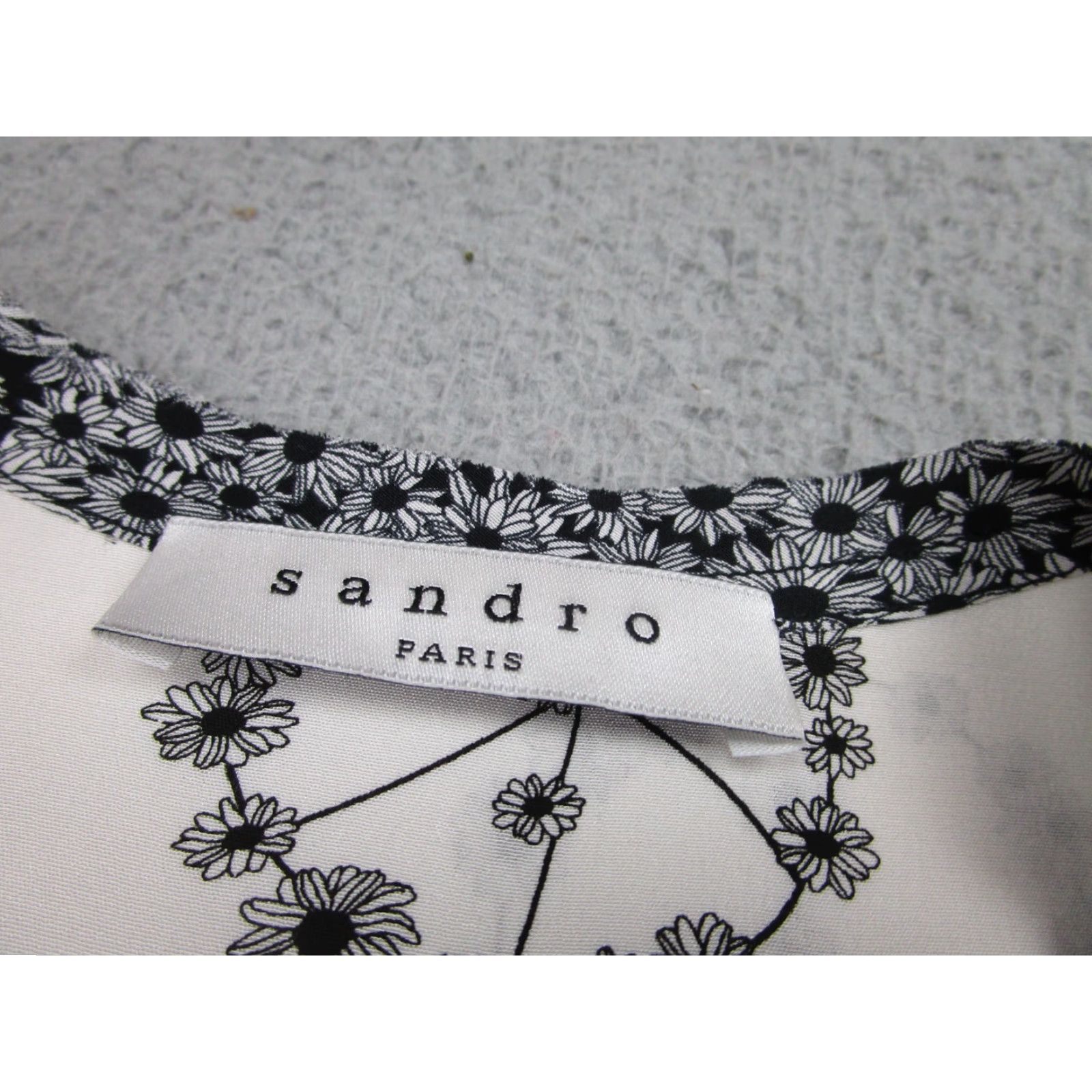 Sandro Sandro Paris Blouse Womens Size 2 White Silk Floral Sheer Long Sleeve Peace Theme Size XS / US 0-2 / IT 36-38 - 6 Thumbnail