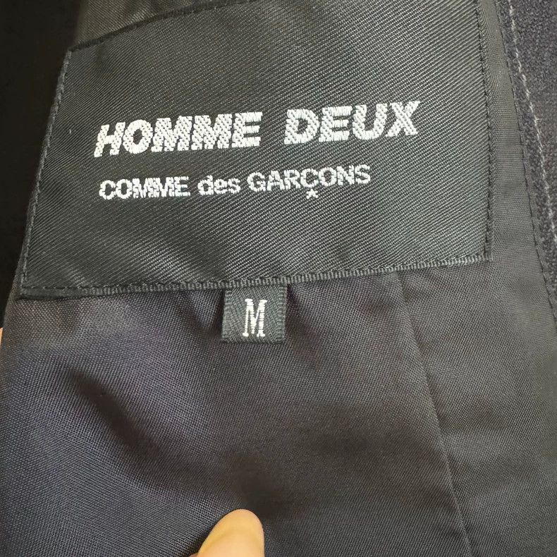 Comme des Garcons Comme Des Garcons Men's navy striped, laminated, whisker-t Size US M / EU 48-50 / 2 - 3 Thumbnail