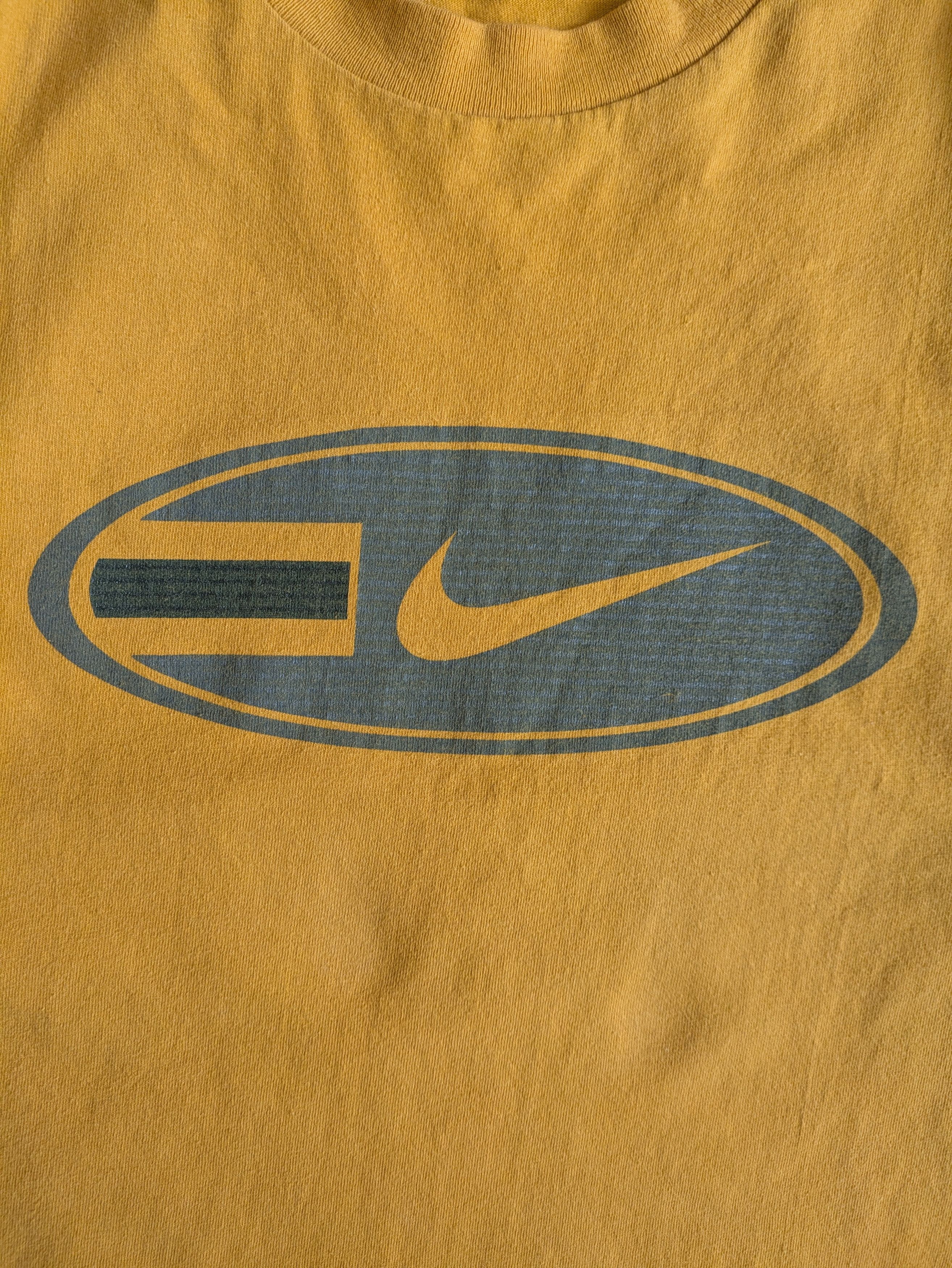 Nike Rare Vintage NIKE Oval Swoosh Graphic T Shirt 90sWhite Tag Size US M / EU 48-50 / 2 - 3 Thumbnail