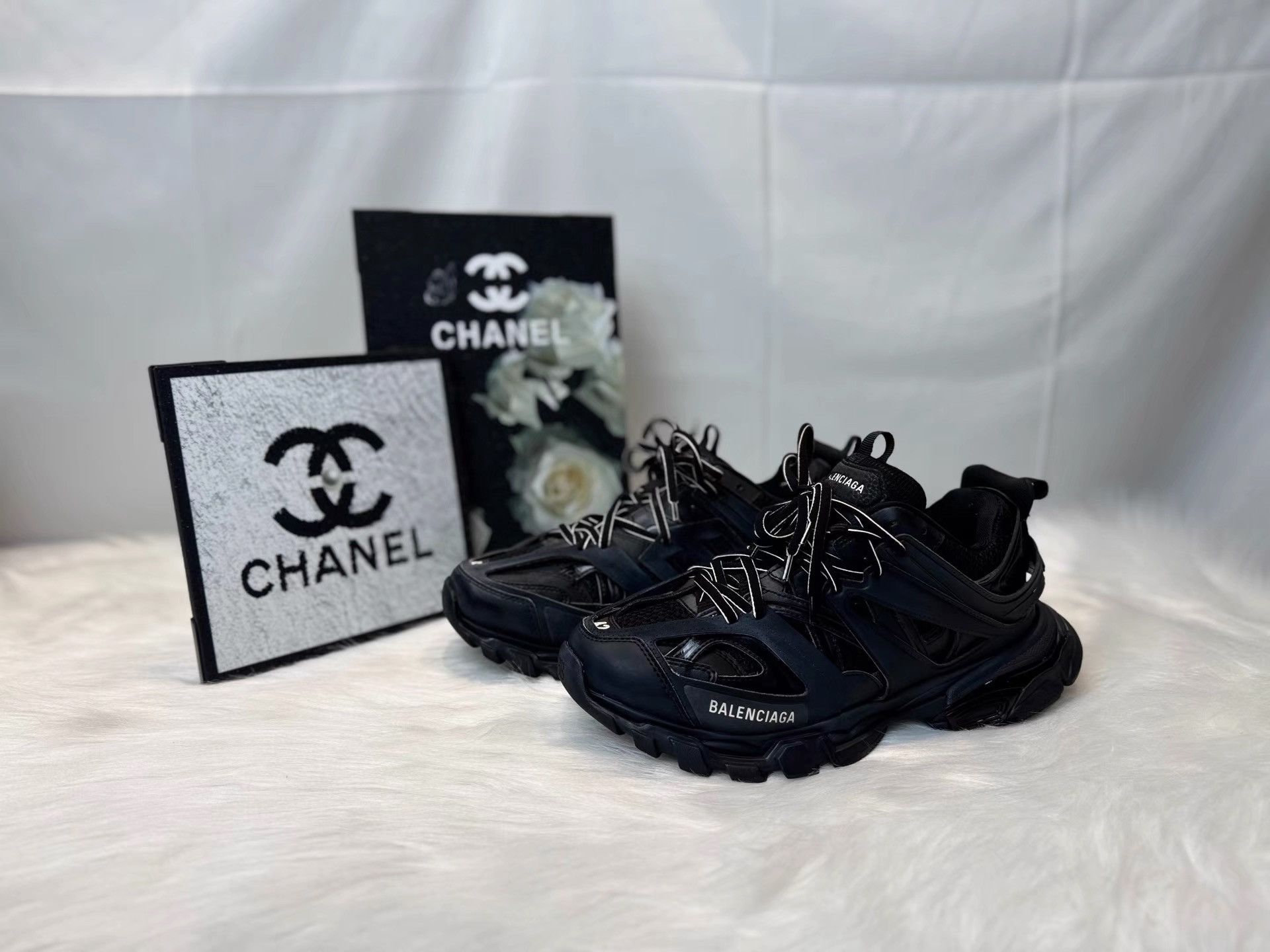 Balenciaga Balenciaga Track Sneakers K36 Size US 9 / EU 42 - 1 Thumbnail