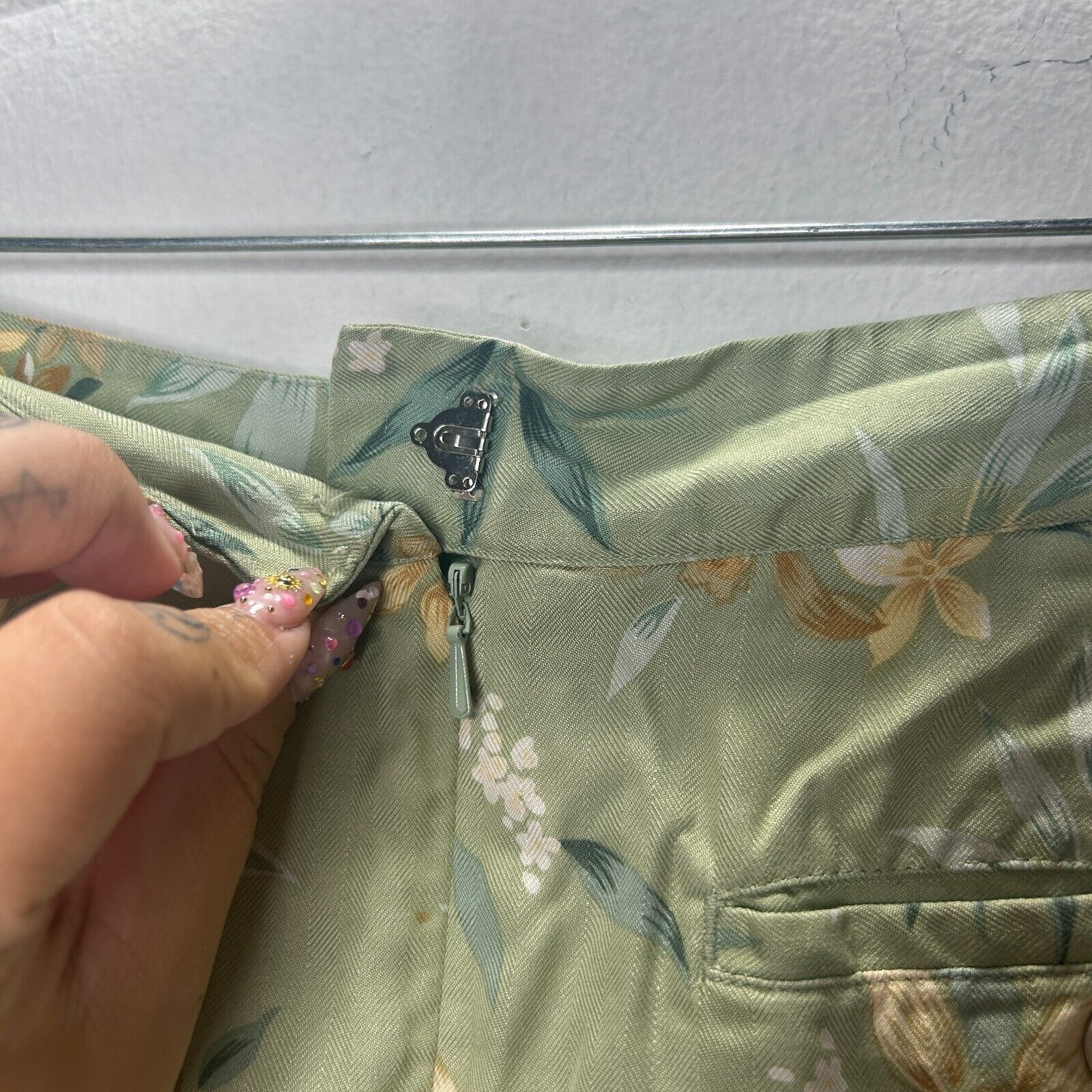 Other EP Pro Silk Green Yellow & Cream Floral Mini Skirt Skort 4 Size 27" / US 4 / IT 40 - 5 Thumbnail