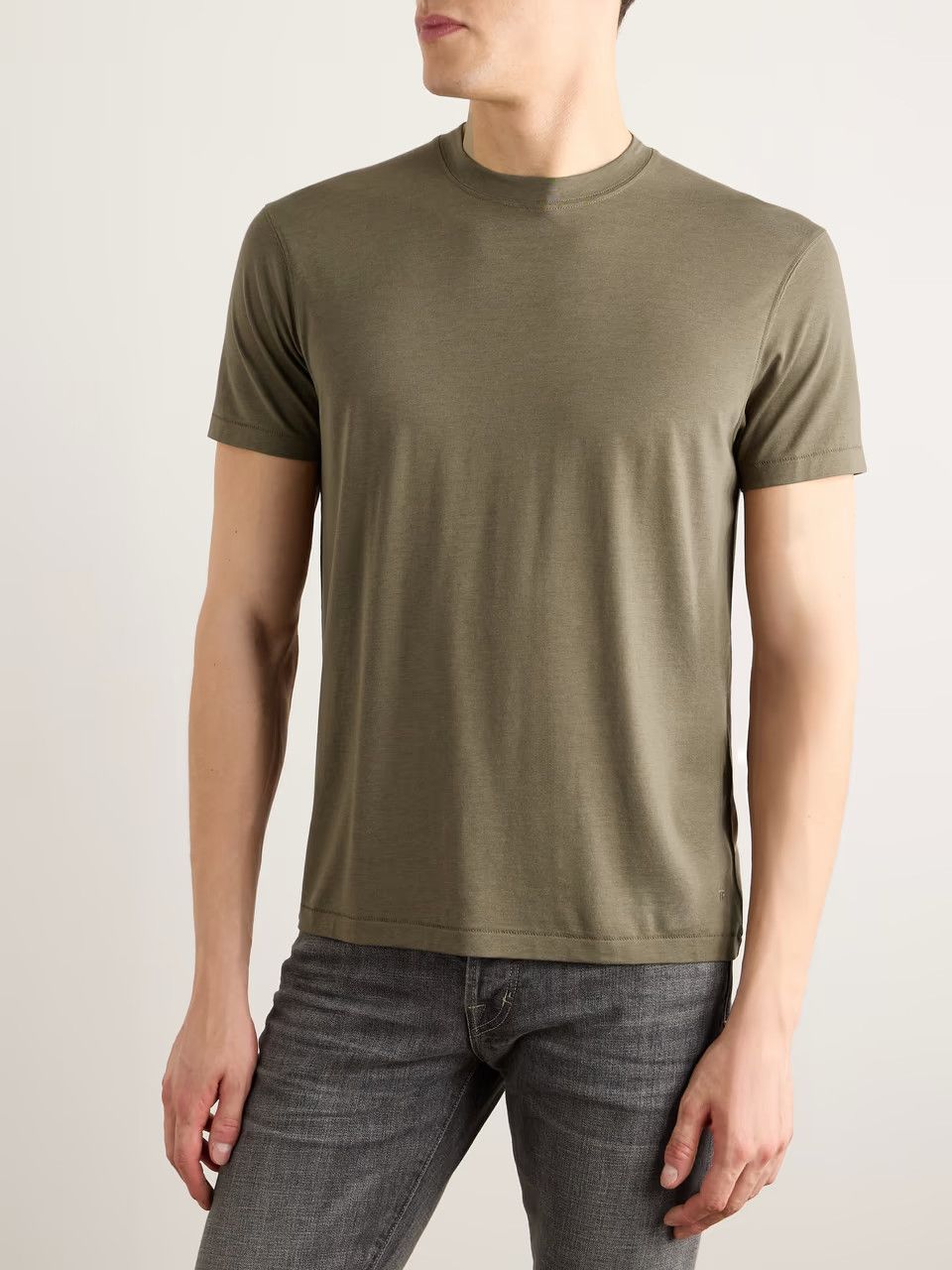Tom Ford o1w1db10525 JCS003 T-Shirt in Military Green Size US XL / EU 56 / 4 - 2 Thumbnail