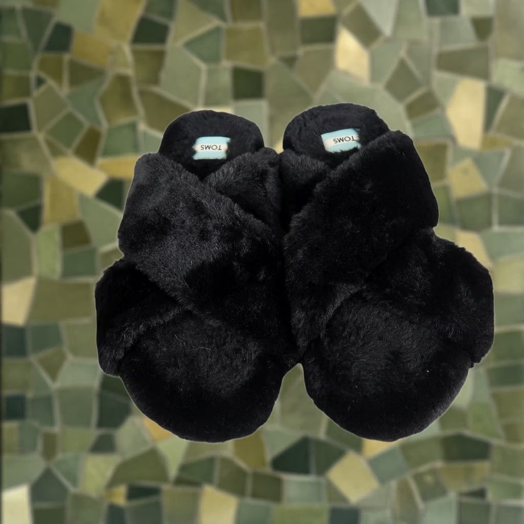 Toms Toms Slippers Faux Fur Criss Cross Black Size 8 Women's Size ONE SIZE - 1 Thumbnail