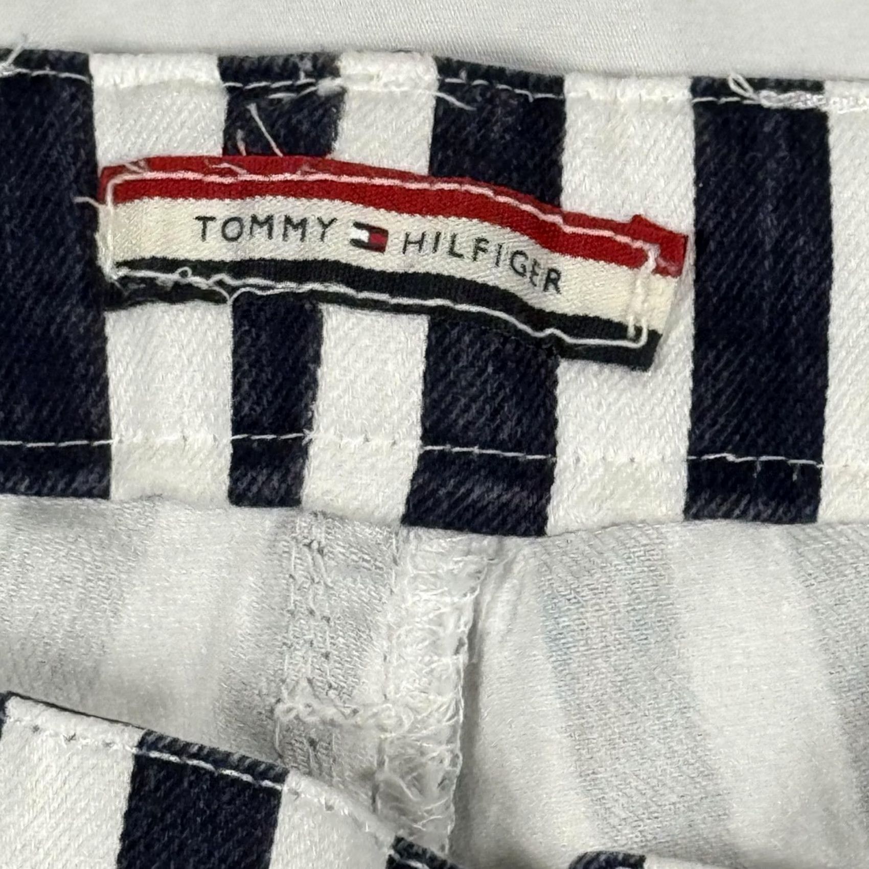 Tommy Hilfiger VINTAGE Tommy Hilfiger Pants Sz 8 Navy White Stripe Skinny Jeans Stretch Nautical Women 8 Denim Slim 5-Pocket Design Size 30" / US 8 / IT 44 - 6 Thumbnail