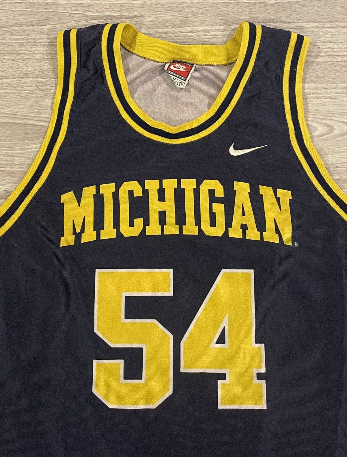 NCAA × Nike × Vintage Vintage 90s Nike Michigan Wolverines NCAA Jersey Men’s XL Size US XL / EU 56 / 4 - 3 Thumbnail
