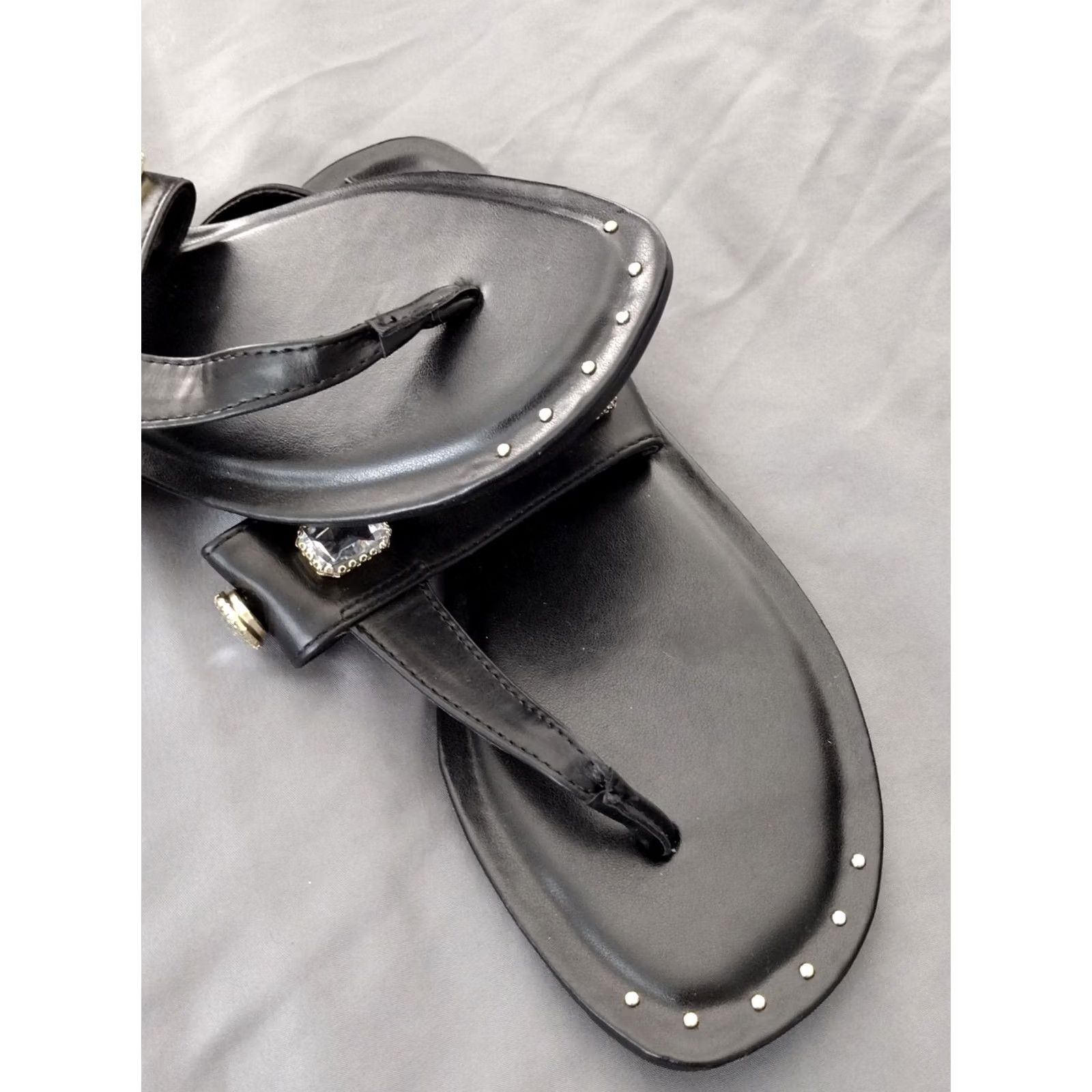 Vintage Madden NYC Sandals Women 6 US Black Faux Leather Jeweled Thong Sandals Rhinestone Adjustable Strap Size US 6 / IT 36 - 3 Thumbnail