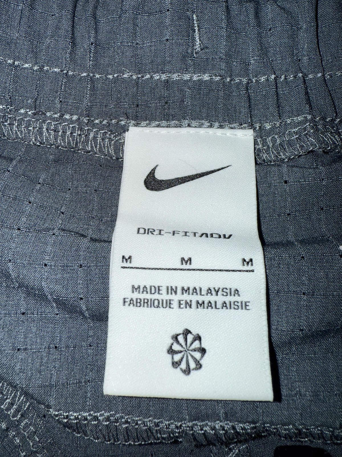 Nike Nike Shorts Mens Nike Dri-Fit Adv A.P.S. Unlined Versatile Grey Shorts Sample Size US 32 / EU 48 - 7 Thumbnail