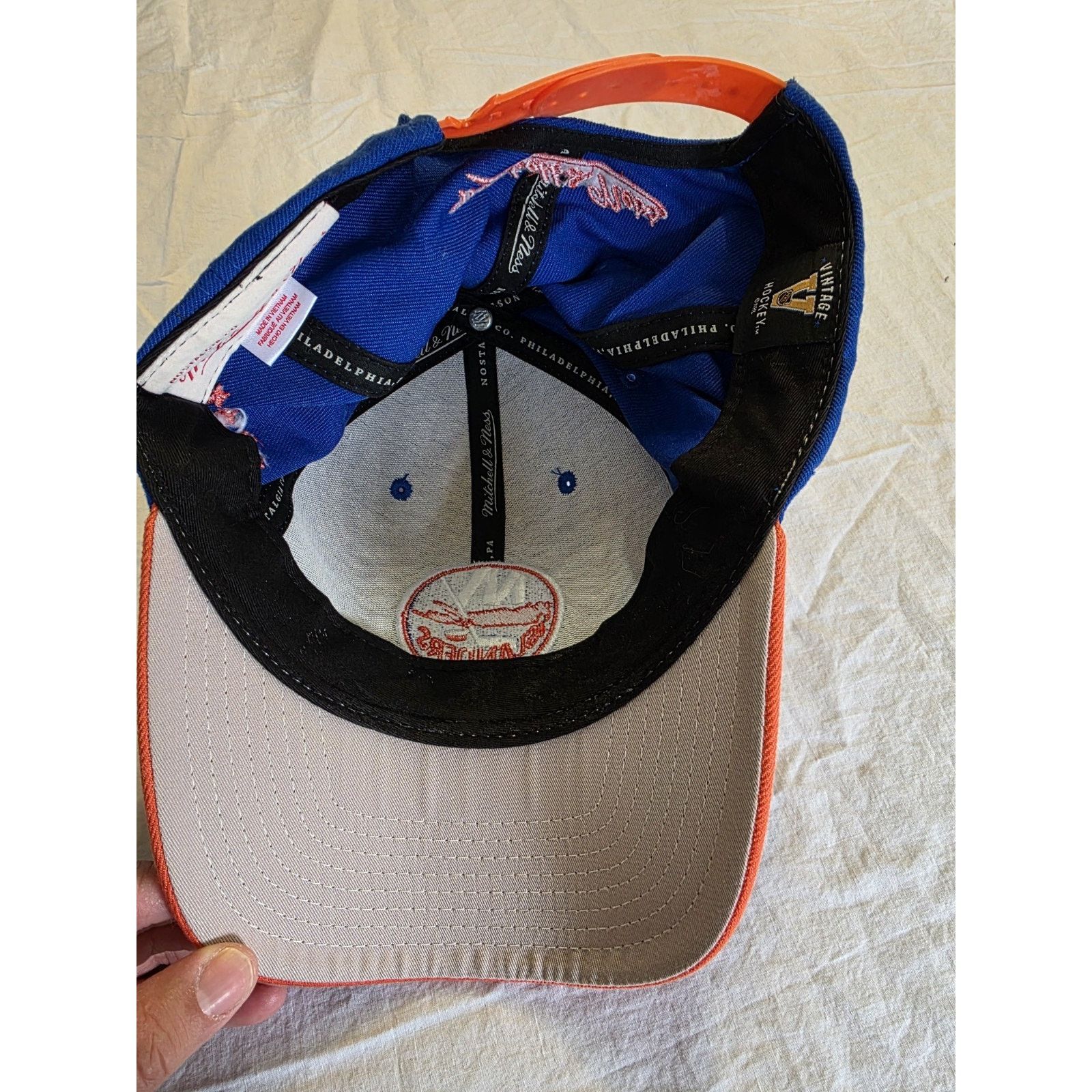 Mitchell & Ness New York Islanders Mitchell and Ness Snapback Hat Size ONE SIZE - 7 Thumbnail