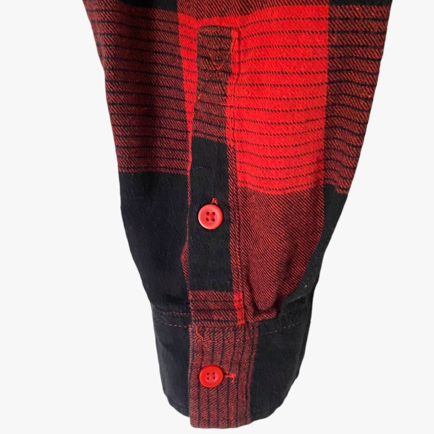 Vintage VINTAGE DC Flannel Shirt Men Large Long-Sleeve Plaid Cotton Button-Up Casual Outdoor Winter Size US L / EU 52-54 / 3 - 7 Thumbnail
