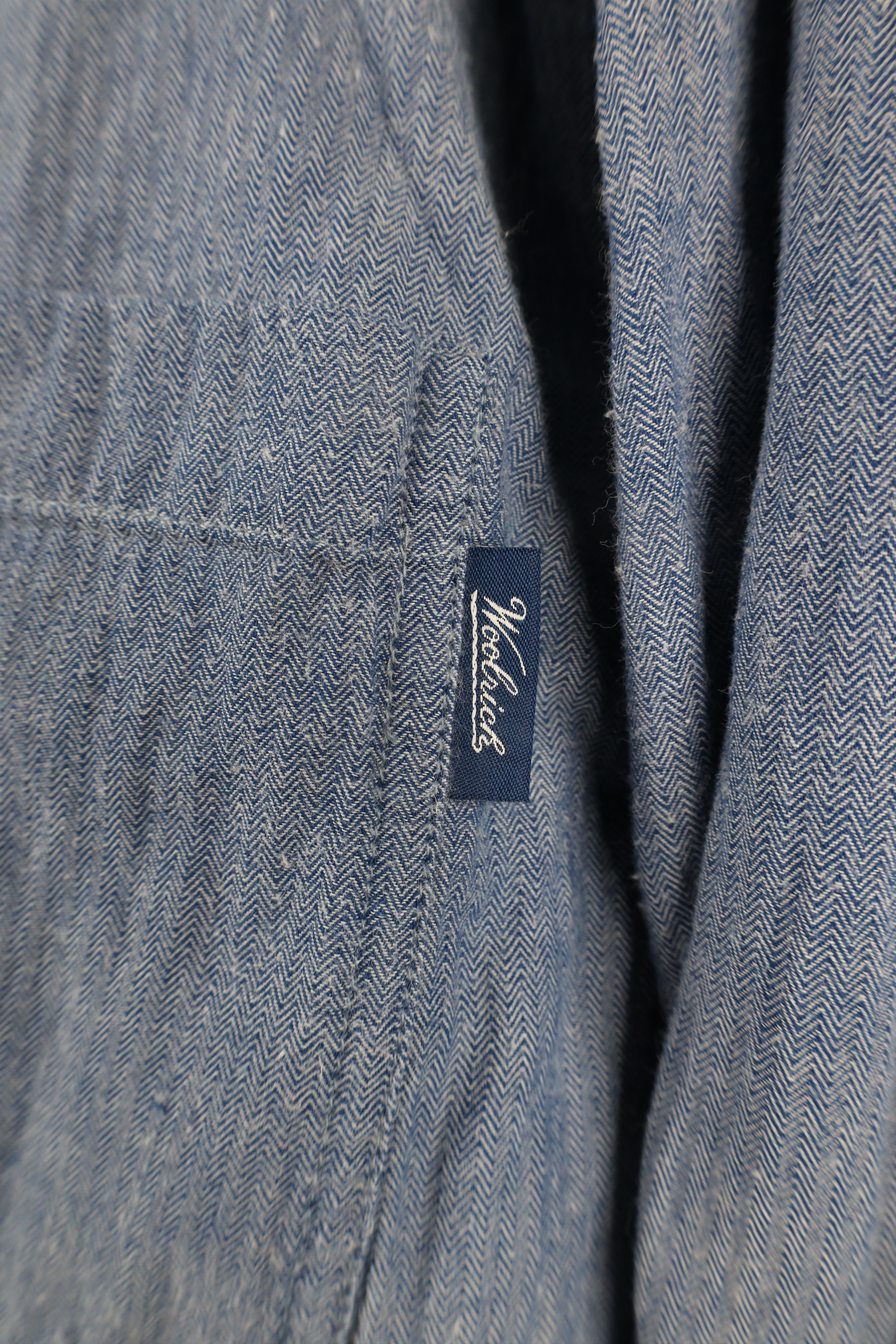 Vintage × Woolrich Woolen Mills Vintage Woolrich Herringbone Collared Button Down Shirt Size US XL / EU 56 / 4 - 4 Thumbnail