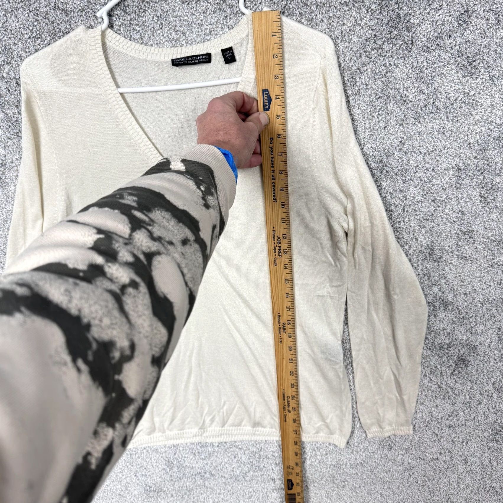 Vintage VINTAGE Pamela Dennis Sweater M Silk Cashmere Quiet Luxury Old Money Office Womens White V-Neck Pullover Knit Lightweight Size M / US 6-8 / IT 42-44 - 2 Thumbnail