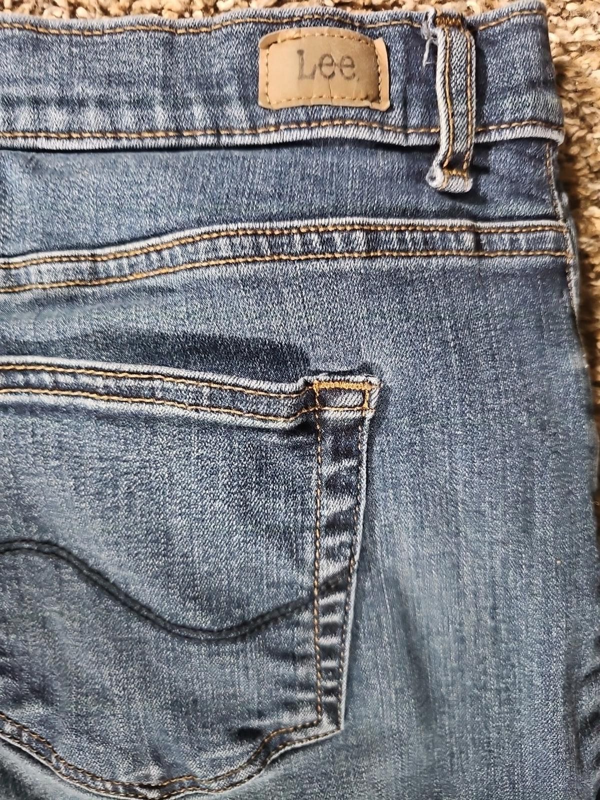 Lee Lee Relaxed Fit Straight Leg Midrise 14 Petite Size 36" / US 14 / IT 50 - 7 Thumbnail