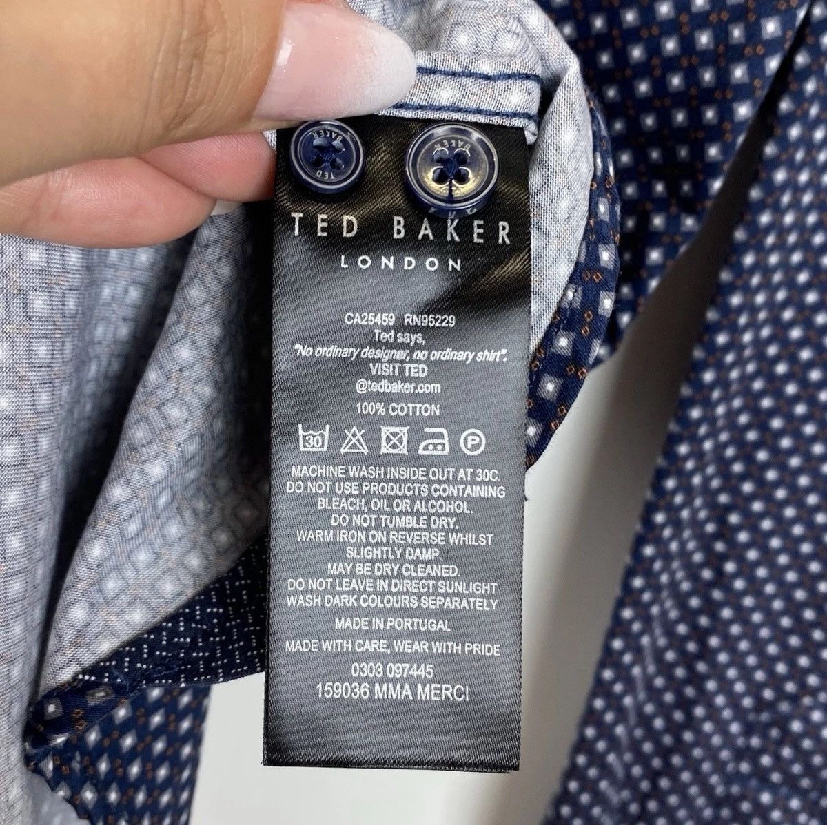 Ted Baker Ted Baker Long Sleeve Shirt Top Logo Buttons White Blue Size US XL / EU 56 / 4 - 6 Thumbnail