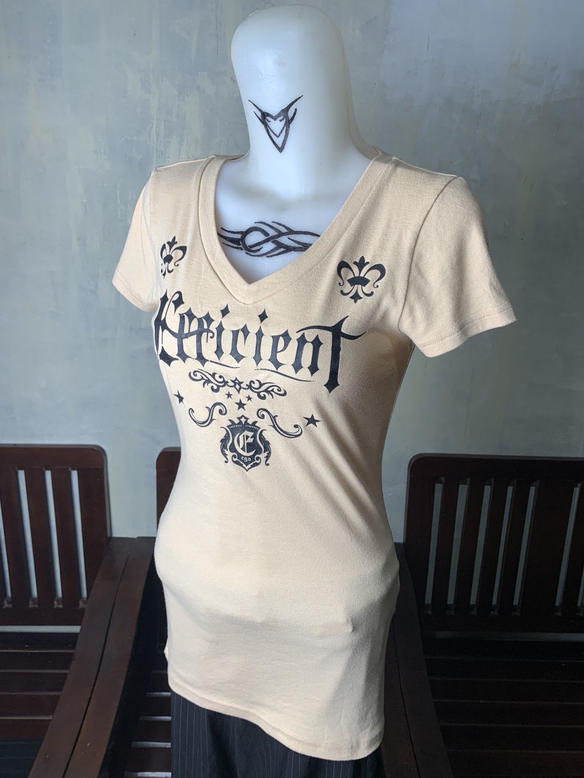 Japanese Brand y2k Egoist Goth Cross Word Graphic V Neck Top Size S / US 4 / IT 40 - 2 Thumbnail