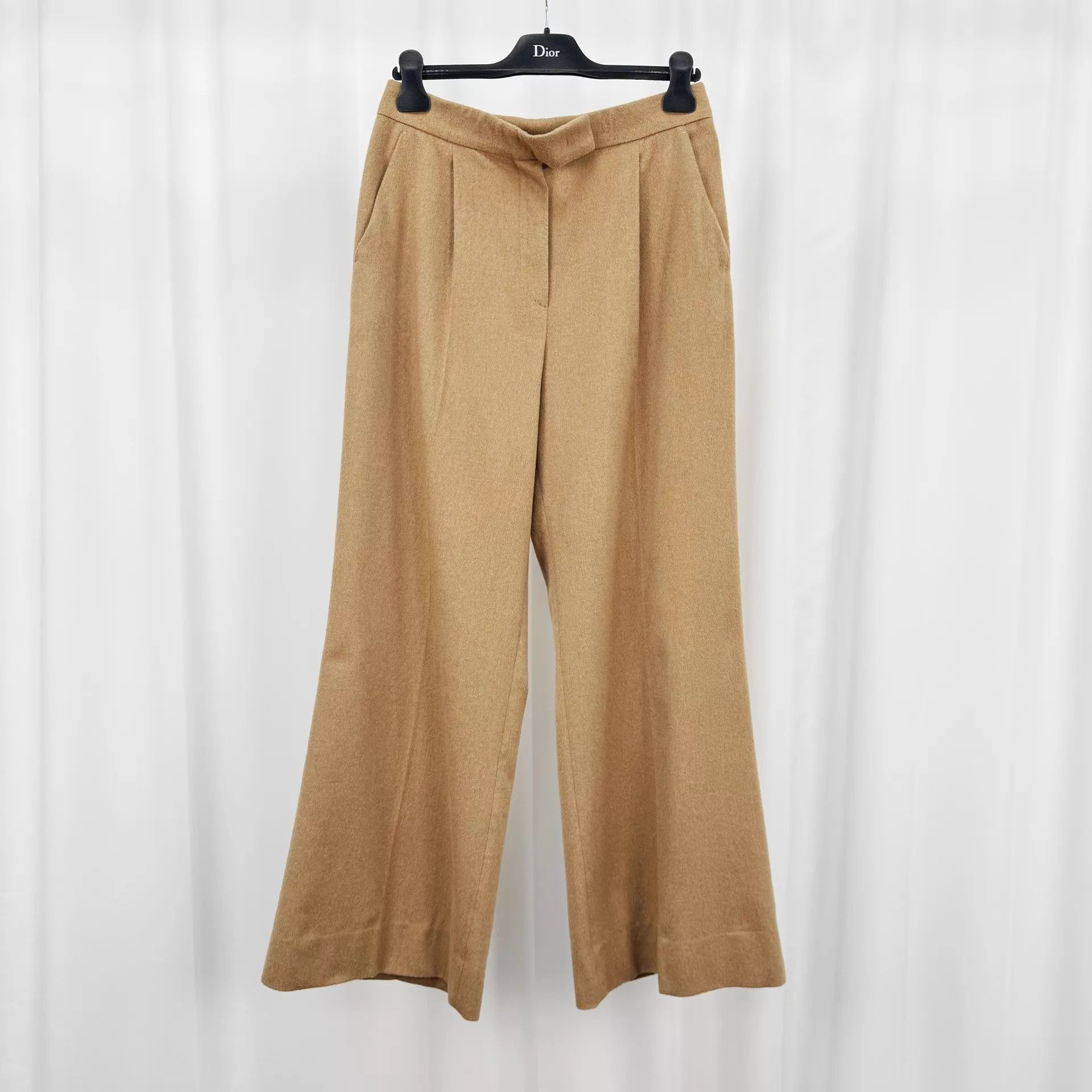 Max Mara Max Mara Camel Cashmere Chinos 44 Mint Size 32" / US 10 / IT 46 - 1 Thumbnail