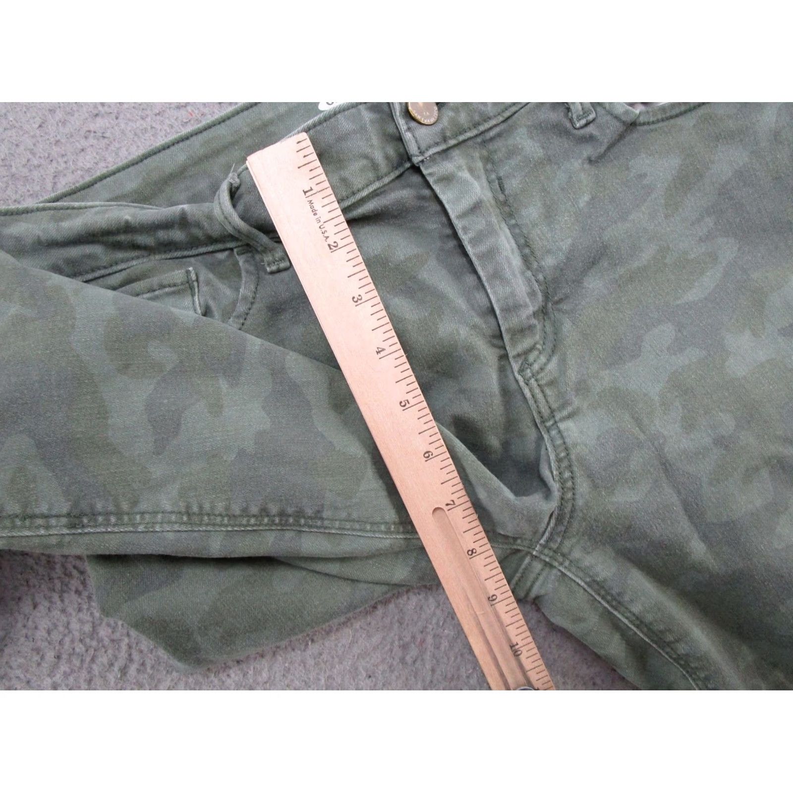 Old Navy Old Navy Rockstar Super Skinny Camo Camouflage Denim Jeans Womens Size 10 Size 32" / US 10 / IT 46 - 7 Thumbnail