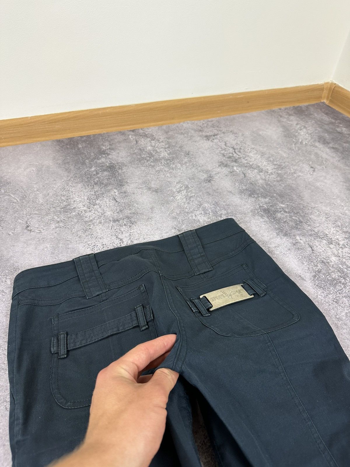 Versace × Vintage Vintage 90s Versace Medusa Avant Garde Luxury Cropped Pants Size 28" / US 6 / IT 42 - 7 Thumbnail