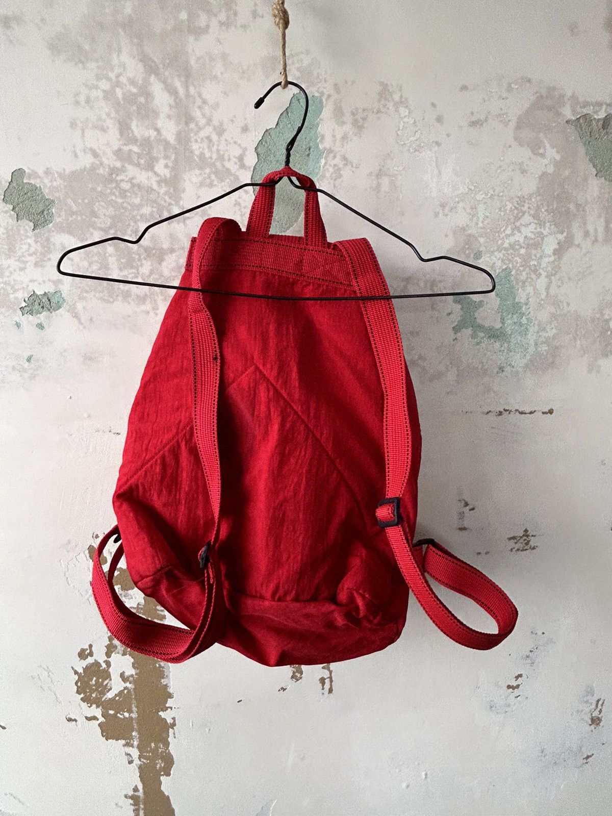 Honda WEST LUCKY STRIKE RACING HONDA CROSSBODY BACKPACK Size ONE SIZE - 3 Thumbnail
