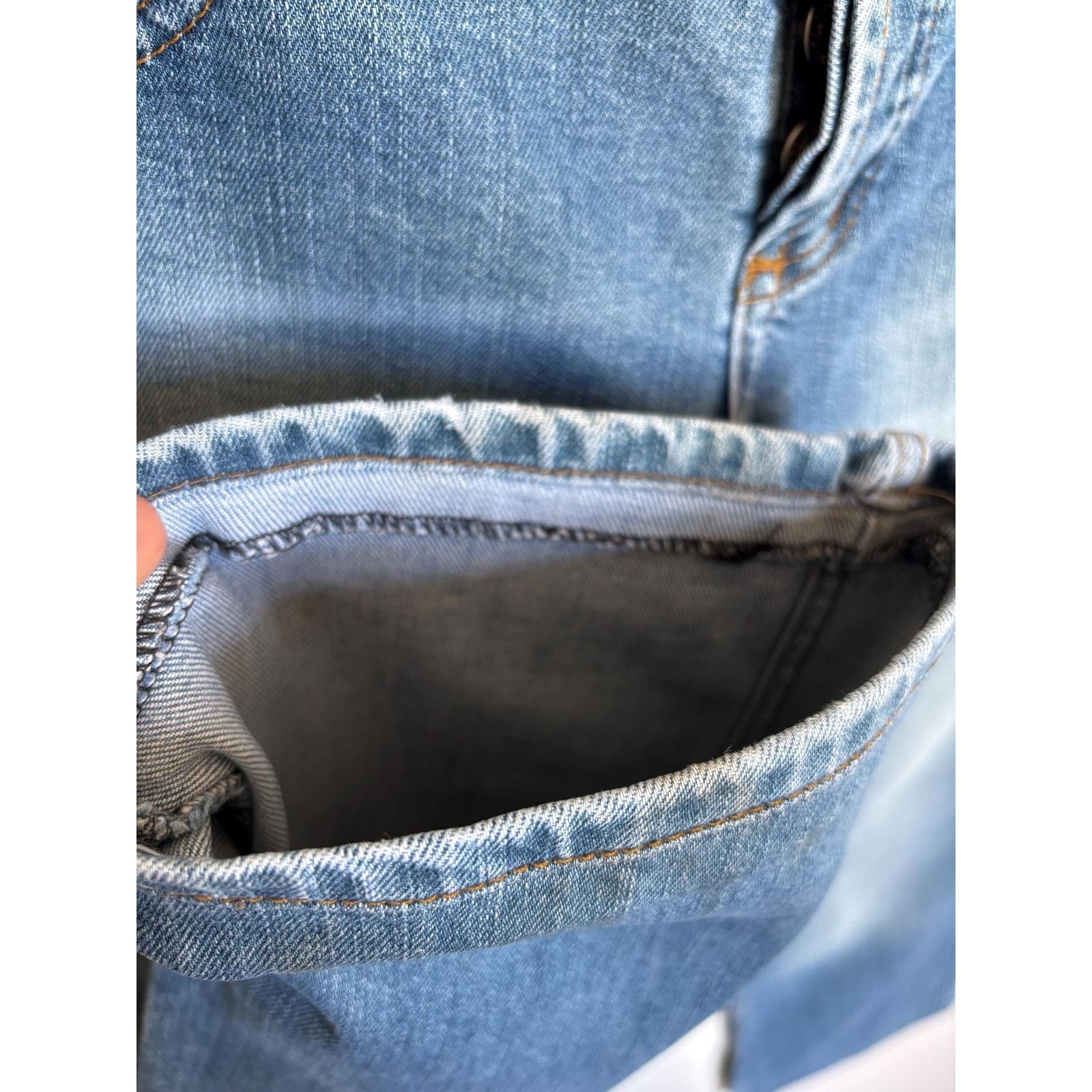 Japanese Brand × Levi's × Levi's Vintage Clothing Levi’s 501 0114 USA W30 L32 1996 Light Blue Button Fly Size US 30 / EU 46 - 9 Thumbnail
