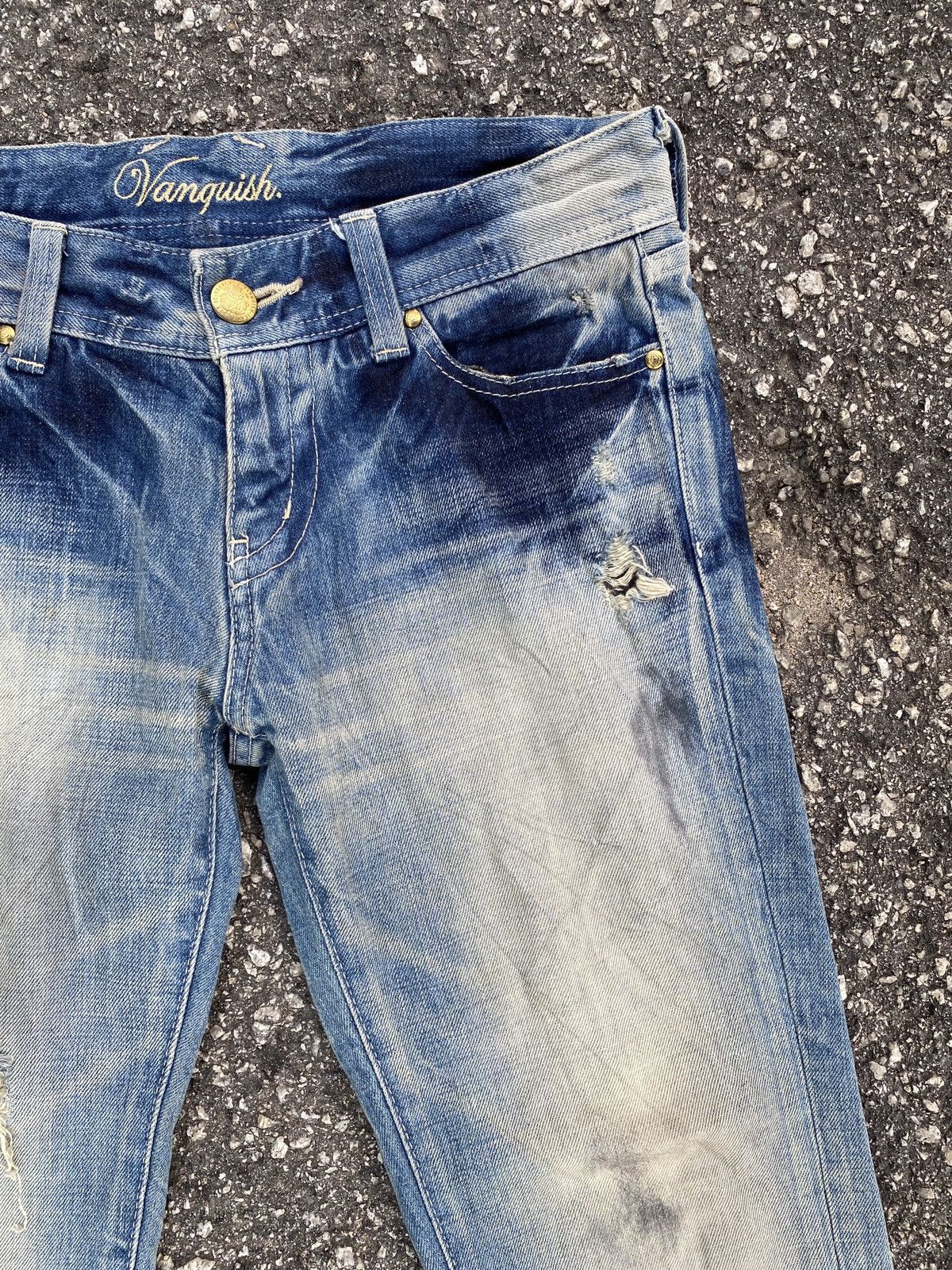 Japanese Brand × Tornado Mart × Vanquish Vanquish Japan Blue Washed Distressed Flare Denim Size US 32 / EU 48 - 9 Thumbnail