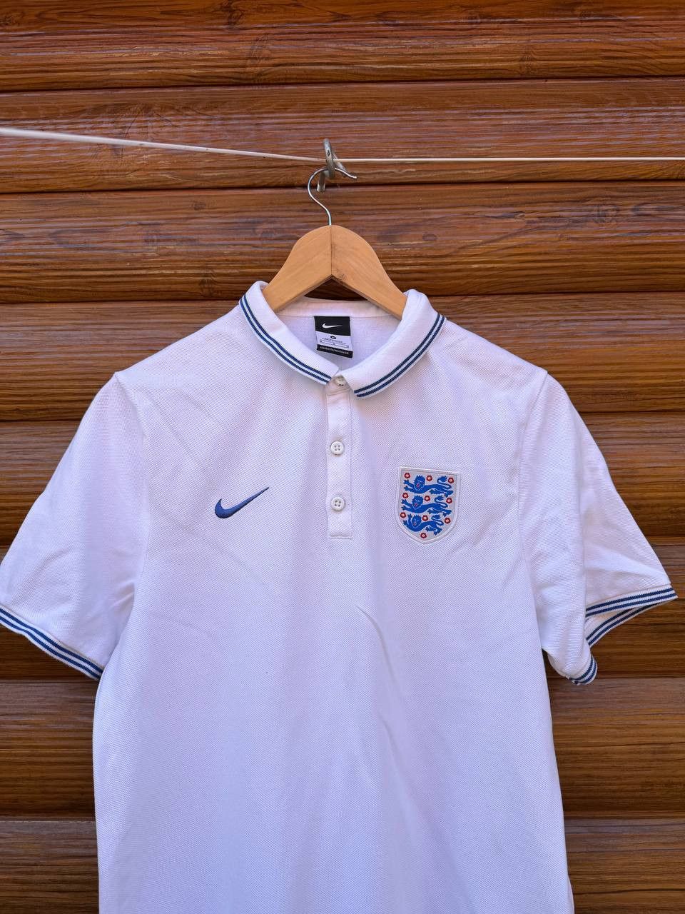 Nike ENGLAND NIKE FOOTBALL SOCCER POLO SIZE M Size US M / EU 48-50 / 2 - 2 Thumbnail