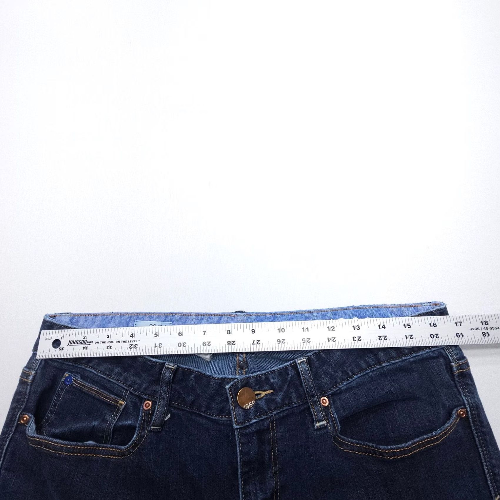 Gap Gap 1969 Jeans Bootcut Womens 14 Blue Dark Wash 29" Inseam Regular Rise Low 6.5-8.5 Denim Cotton Blend 5-Pocket USA Vintage: No Size 36" / US 14 / IT 50 - 6 Thumbnail
