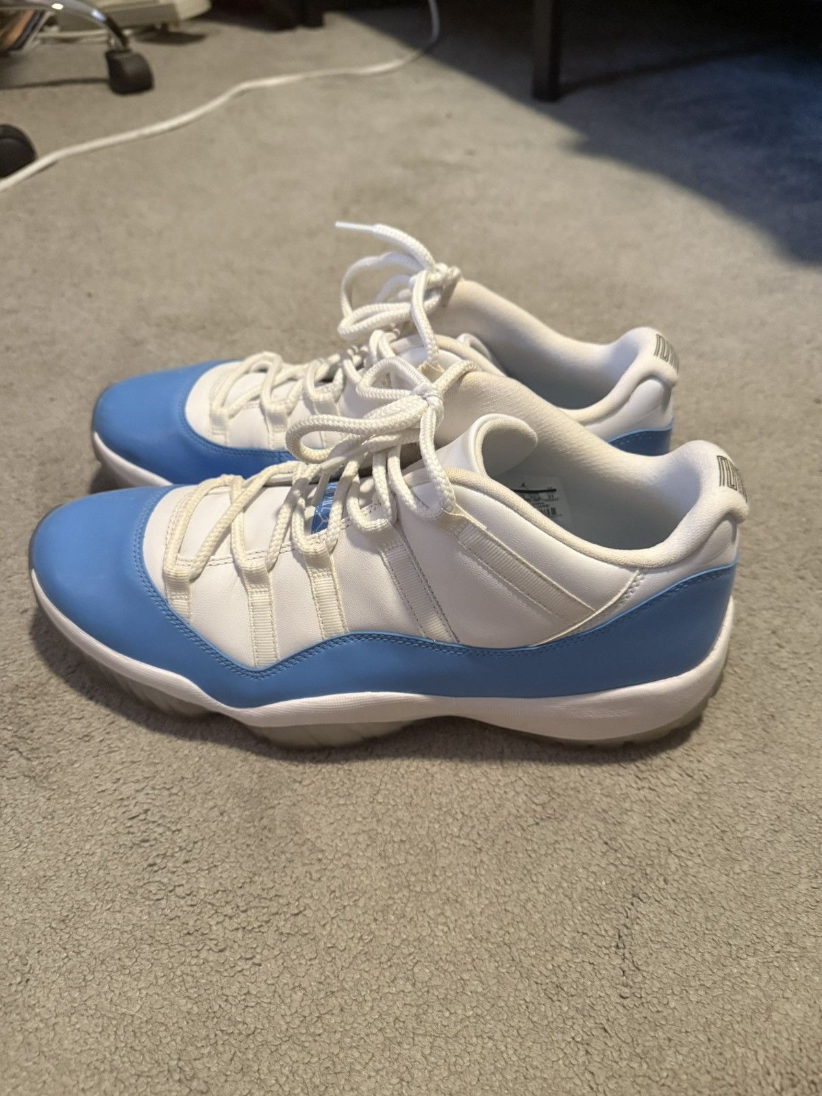 Jordan Brand Jordan 11 UNC low Size US 13 / EU 46 - 1 Thumbnail