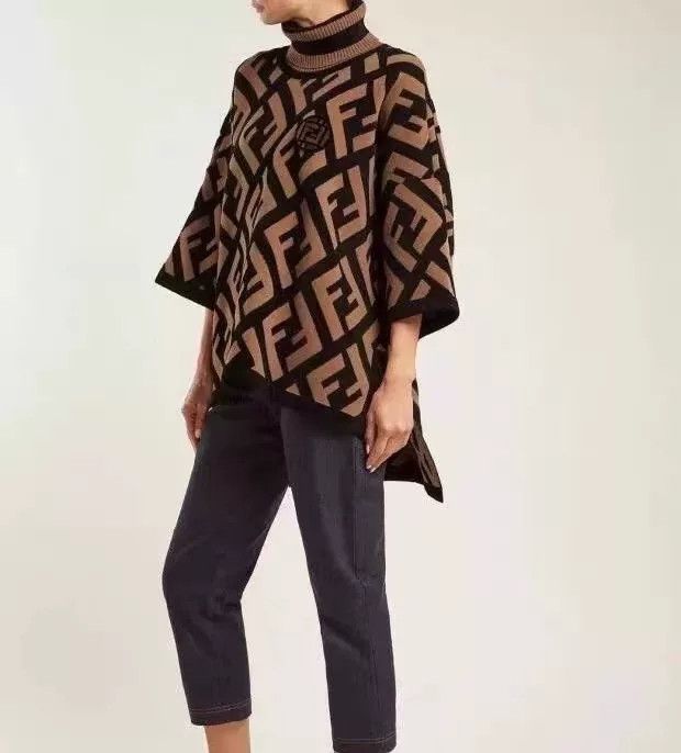 Fendi fendi logo poncho sweater in brown tones Size US M / EU 48-50 / 2 - 1 Thumbnail