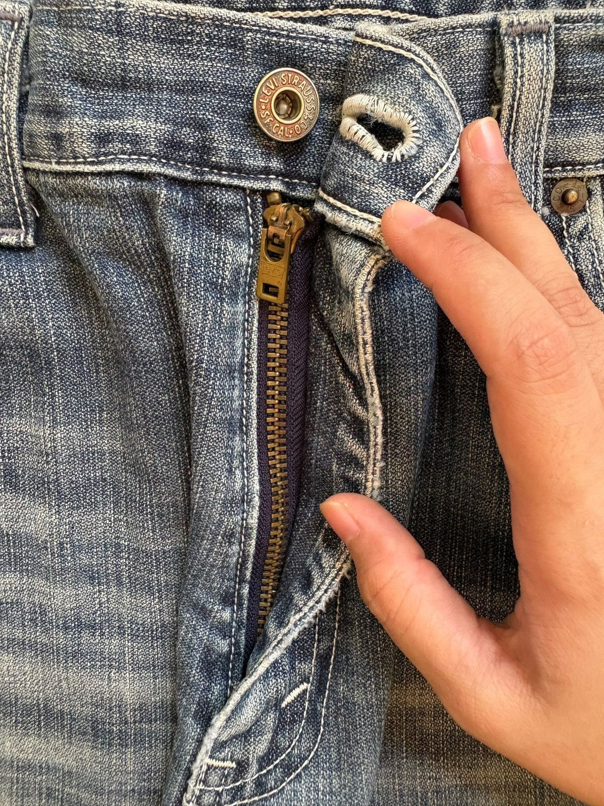 Levi's × Levi's Vintage Clothing Vintage 90s Levis 502 Mud Wash Distressed Loose Baggy Jeans Size US 34 / EU 50 - 3 Thumbnail