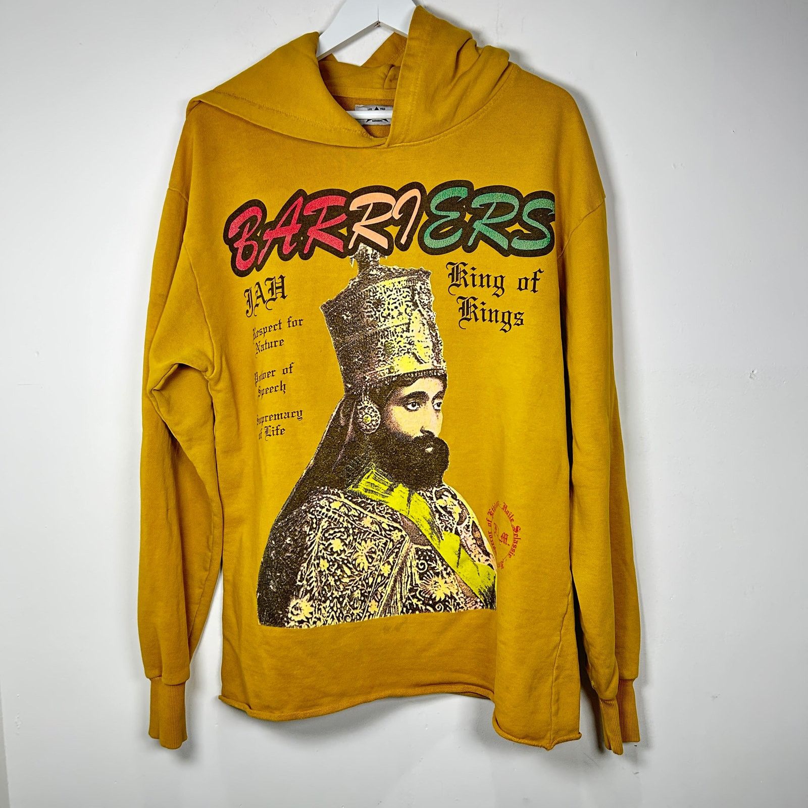 Barriers Barriers 'King of Kings' Yellow Graphic Hoodie Size M Size US M / EU 48-50 / 2 - 1 Thumbnail