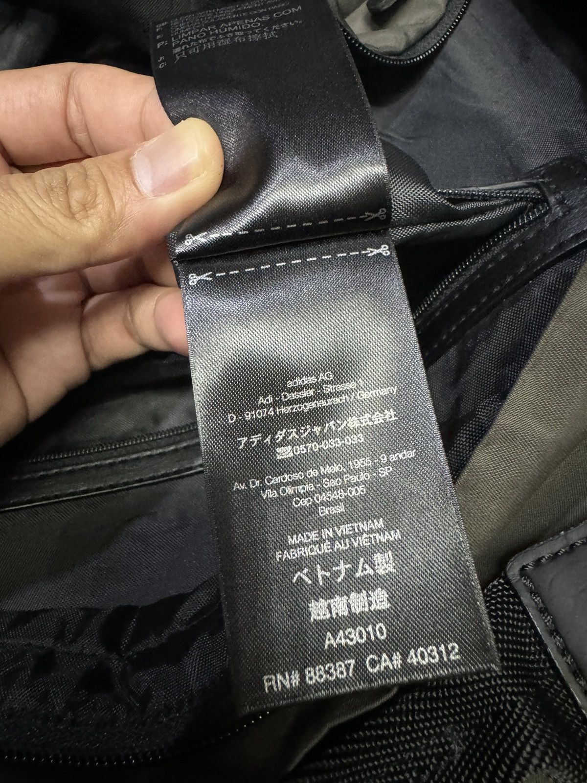 Adidas ADIDAS Y-3 YOHJI YANAMOTO METALLIC GREY BAGPACK Size ONE SIZE - 14 Thumbnail