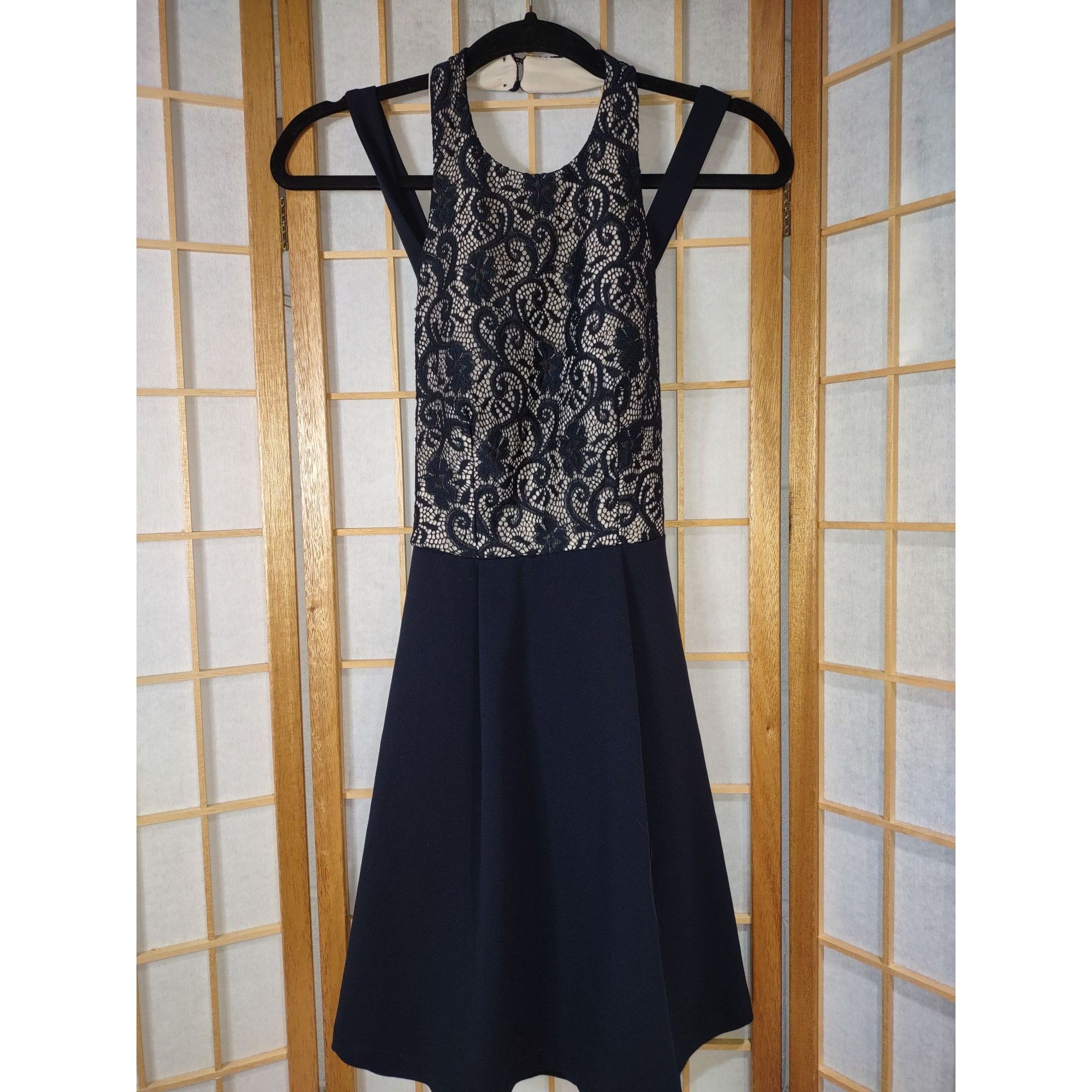 Other TeezeMe Sz 1/2 Lace Halter Dress Size XS / US 0-2 / IT 36-38 - 4 Thumbnail