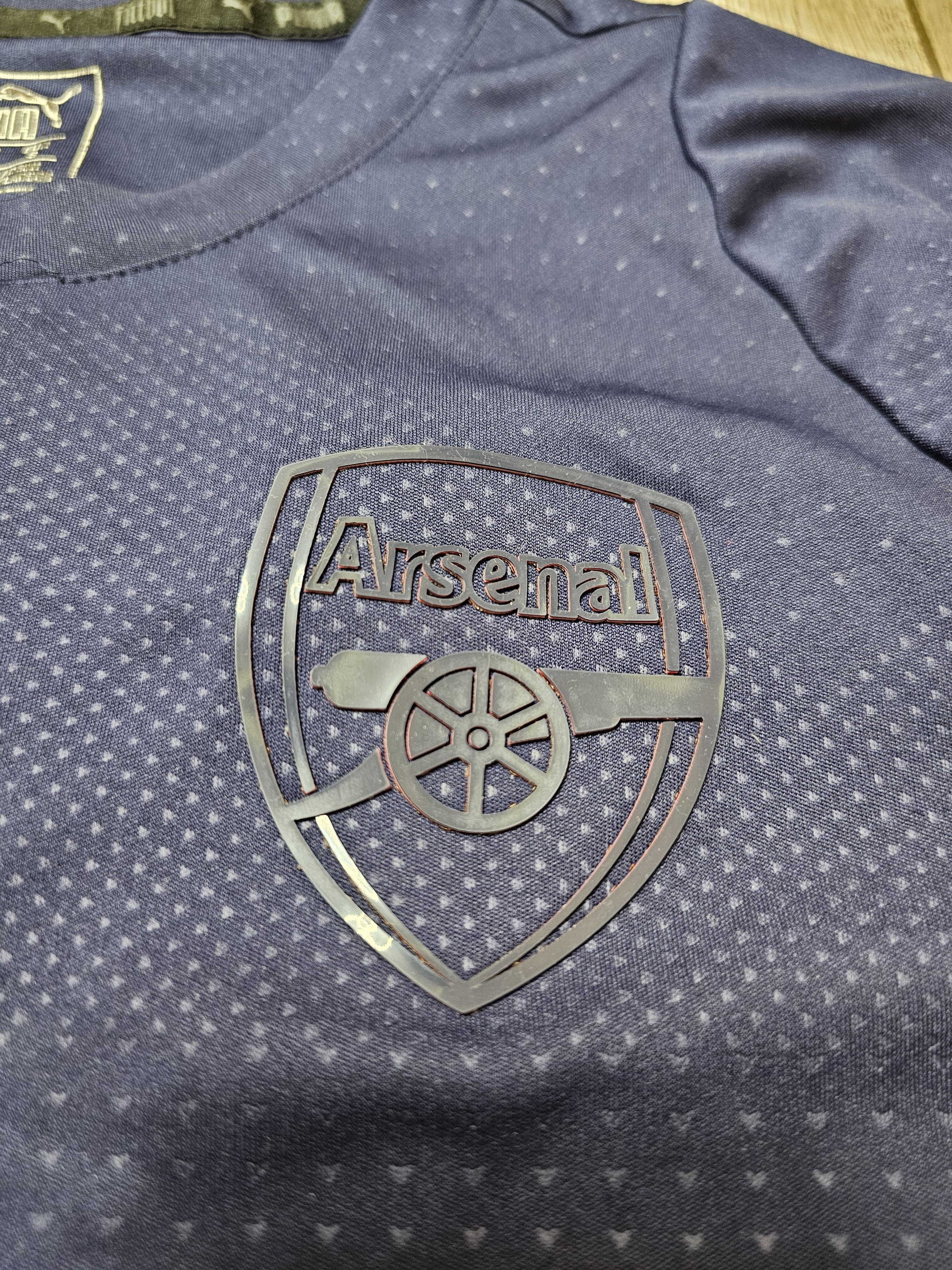 Puma ARSENAL 2018 2019 TRAINING FOOTBALL SHIRT SOCCER JERSEY Size US S / EU 44-46 / 1 - 4 Thumbnail