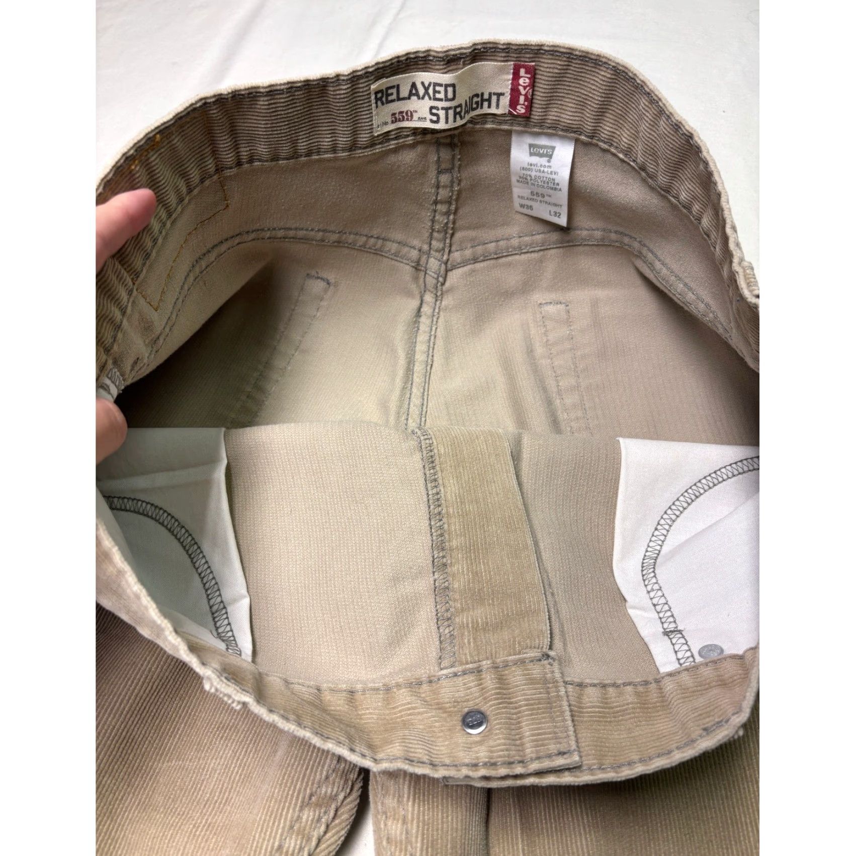Levi's Levi's 559 Relaxed Straight Corduroy Pants Tan Mens W36 L32 Corduroy Straight Leg 90s Style Jeans Button Zip Pockets Size US 36 / EU 52 - 4 Thumbnail