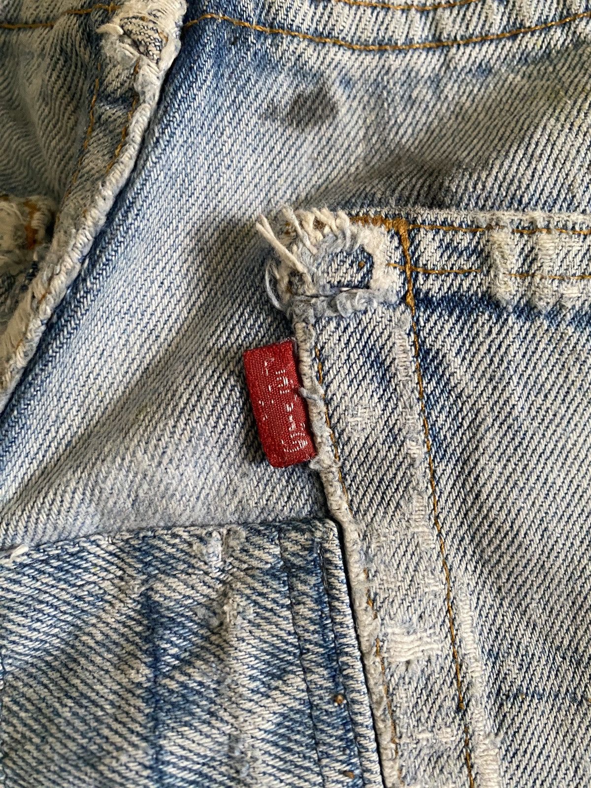 Levi's Vintage 90s Levi’s 501 Distressed Denim Size US 26 / EU 42 - 14 Thumbnail