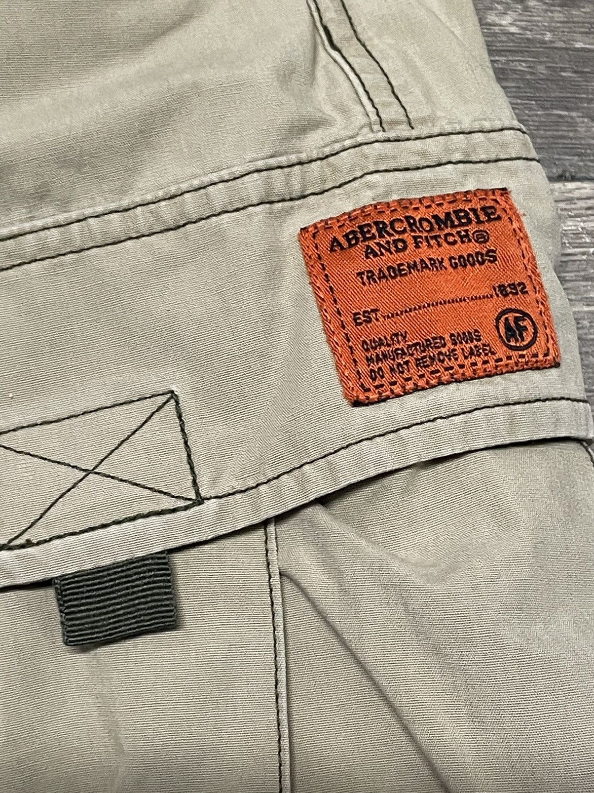 Abercrombie & Fitch × Vintage Vintage Y2K Abercrombie and Fitch Tactical Cargo Shorts Size US 34 / EU 50 - 2 Thumbnail