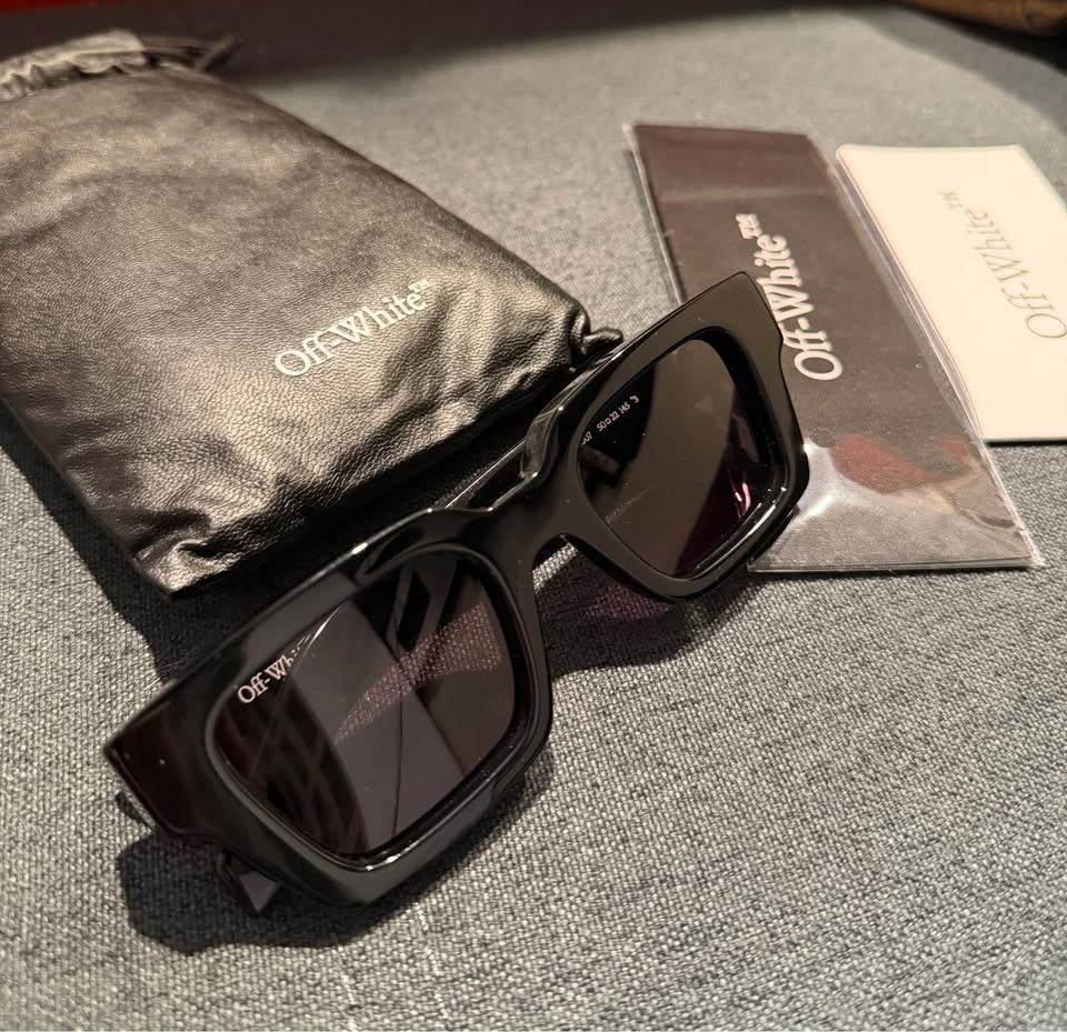 Off-White Off-White Virgil OERI126 Sunglasses Size ONE SIZE - 1 Thumbnail