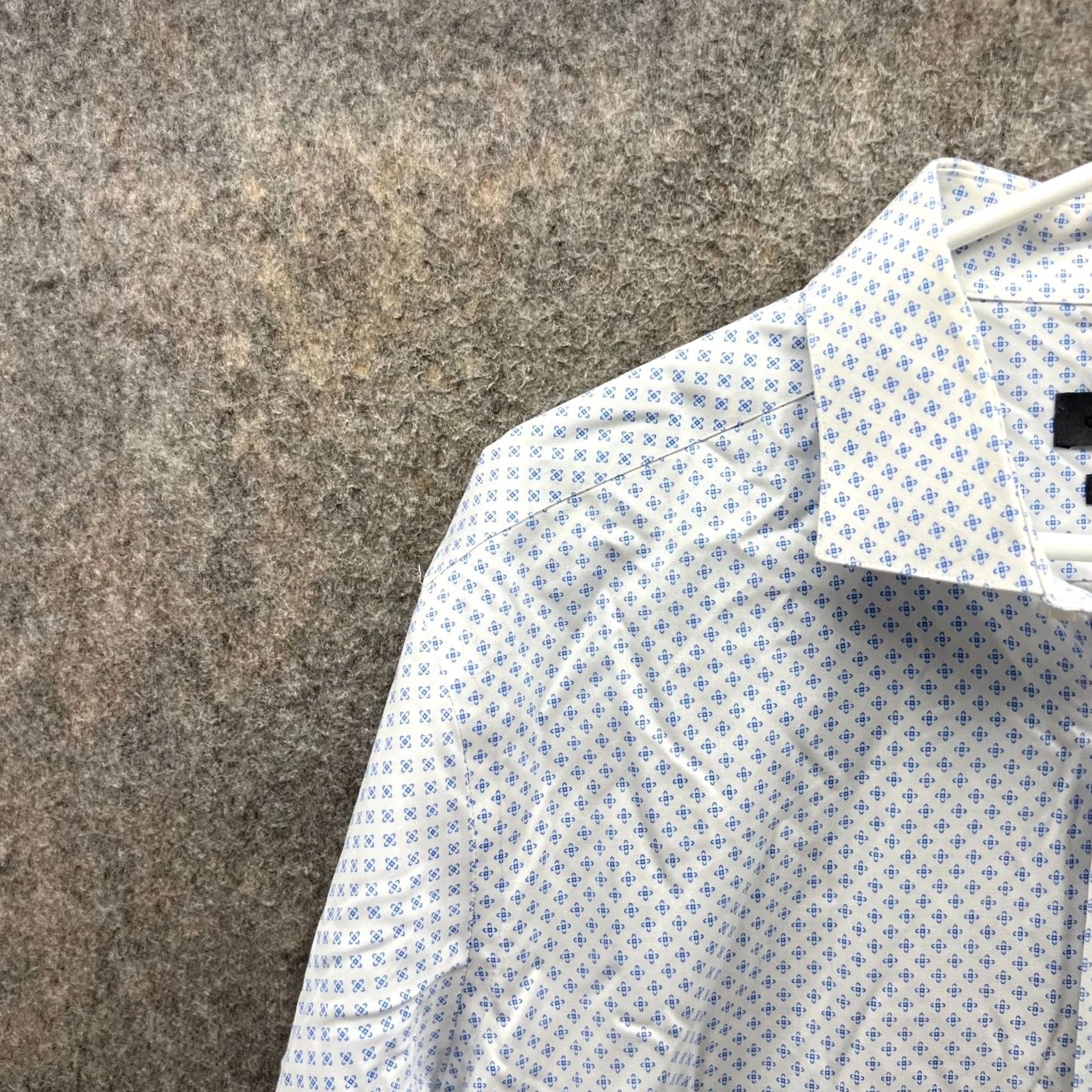 Calvin Klein VINTAGE Calvin Klein Shirt Men 17 34/35 Button-Down All over Logo White Blue Casual Formal Workplace Men Size US XL / EU 56 / 4 - 3 Thumbnail